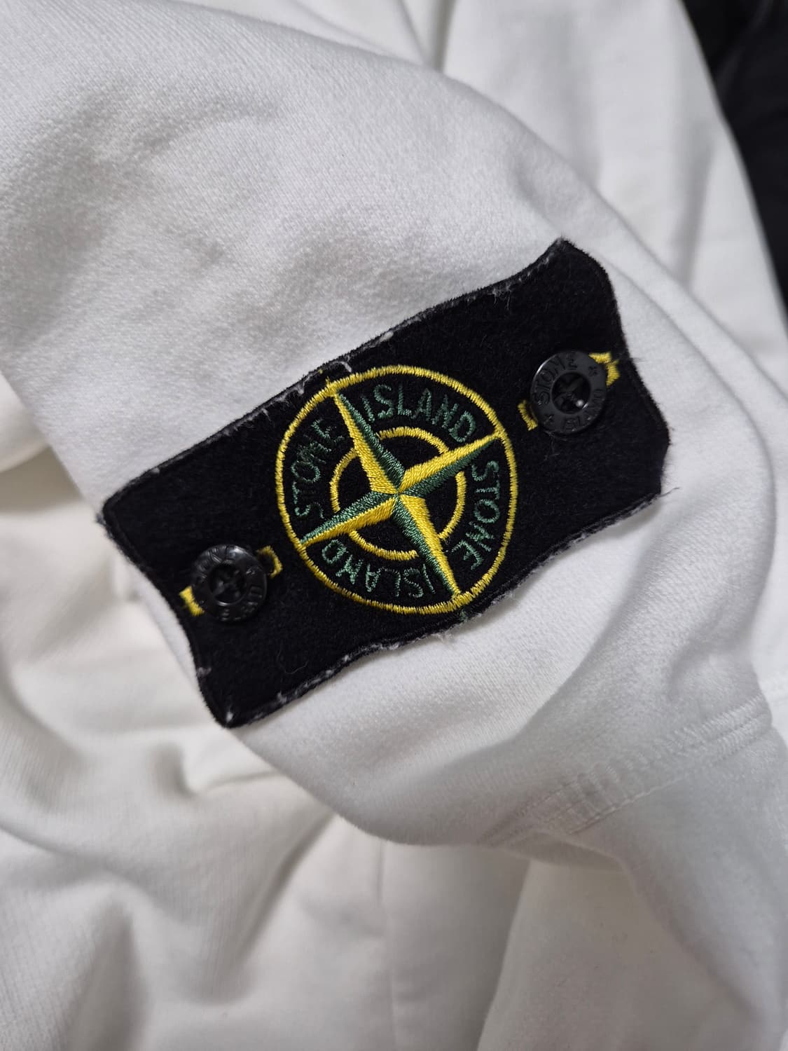 스톤아일랜드 코튼 와펜 패치 자수 맨투맨 상품이미지9