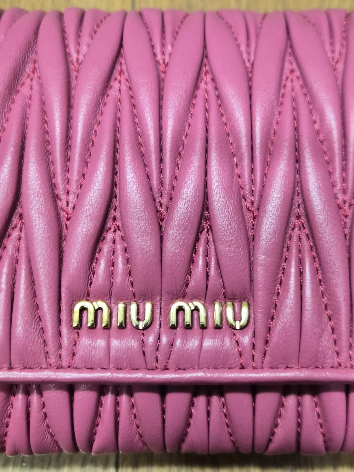 (정품) 미우미우 마틀라세 나파 크로스백 (명품 여성 가방 숄더백 마테라 상품이미지3