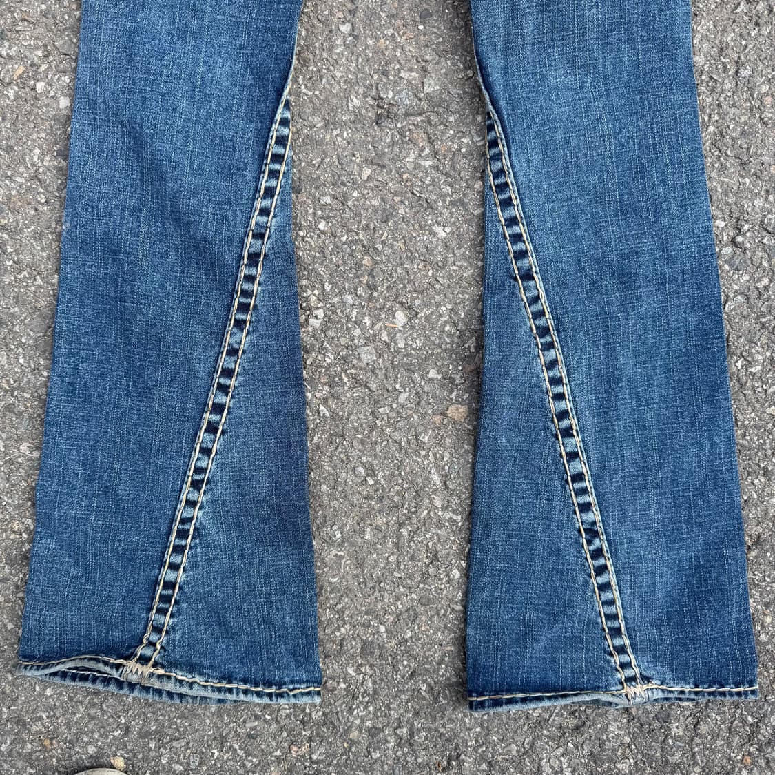 트루릴리전 USA 조이 슈퍼 T 데님 팬츠 상품이미지6