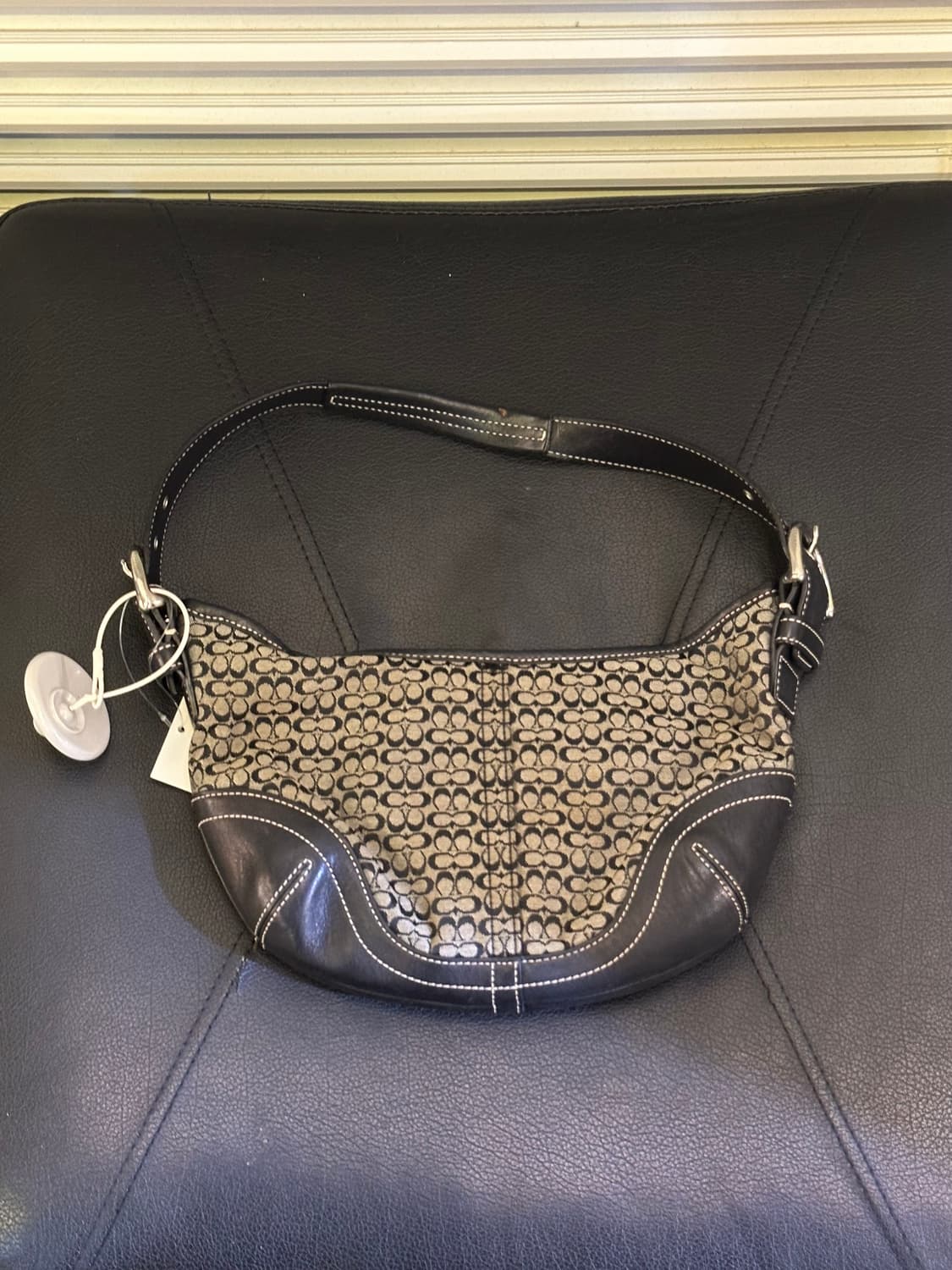 COACH 코치 블랙 스티치숄더백 상품이미지1