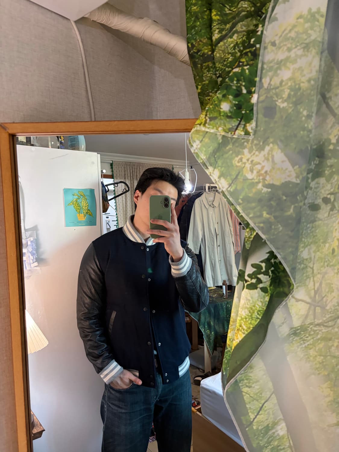 100) 어반리서치 도어스 송아지가죽 바시티 자켓 네이비 상품이미지3