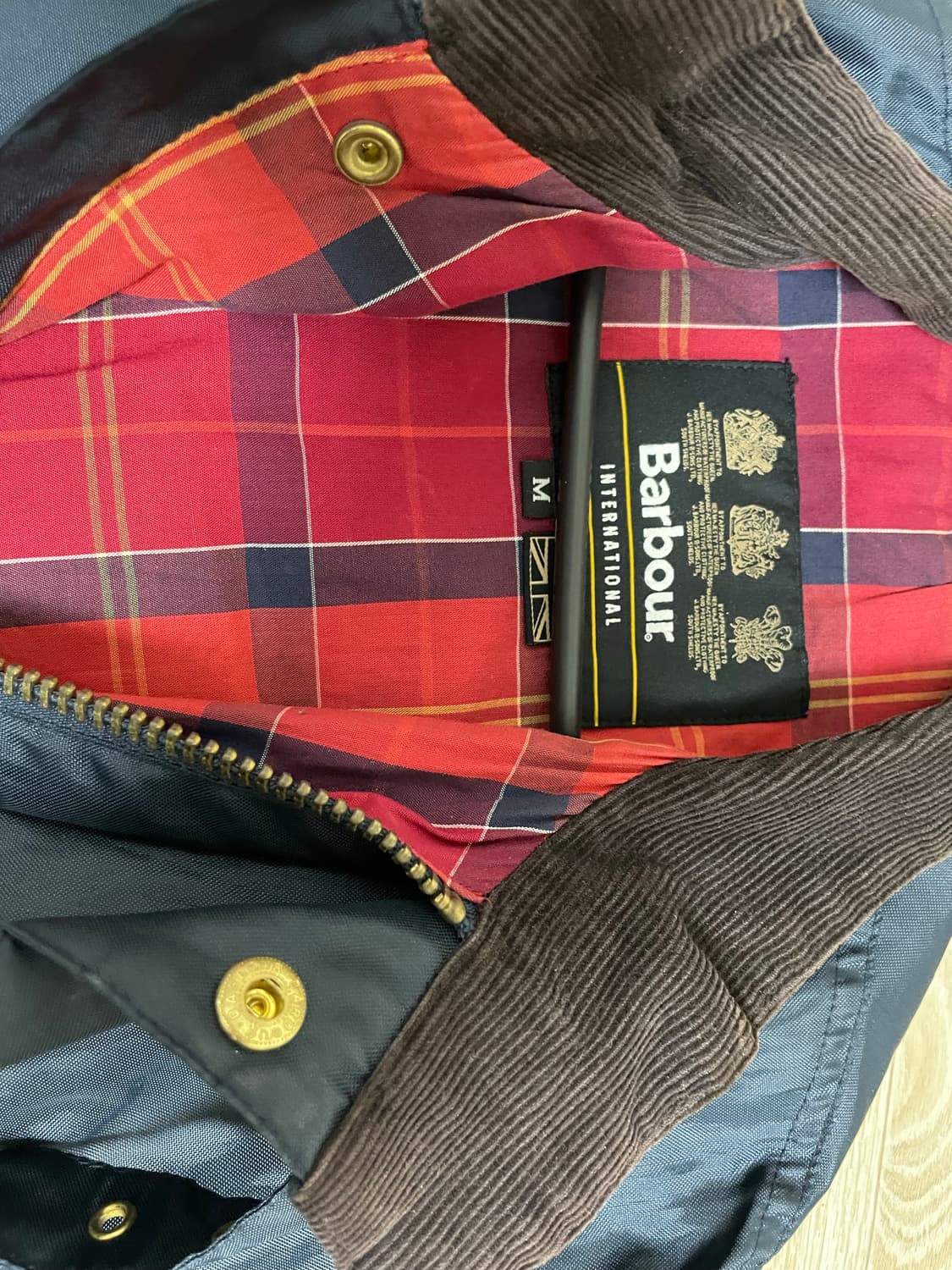 바버 인터내셔널 자켓 M 네이비팝니다 상품이미지3