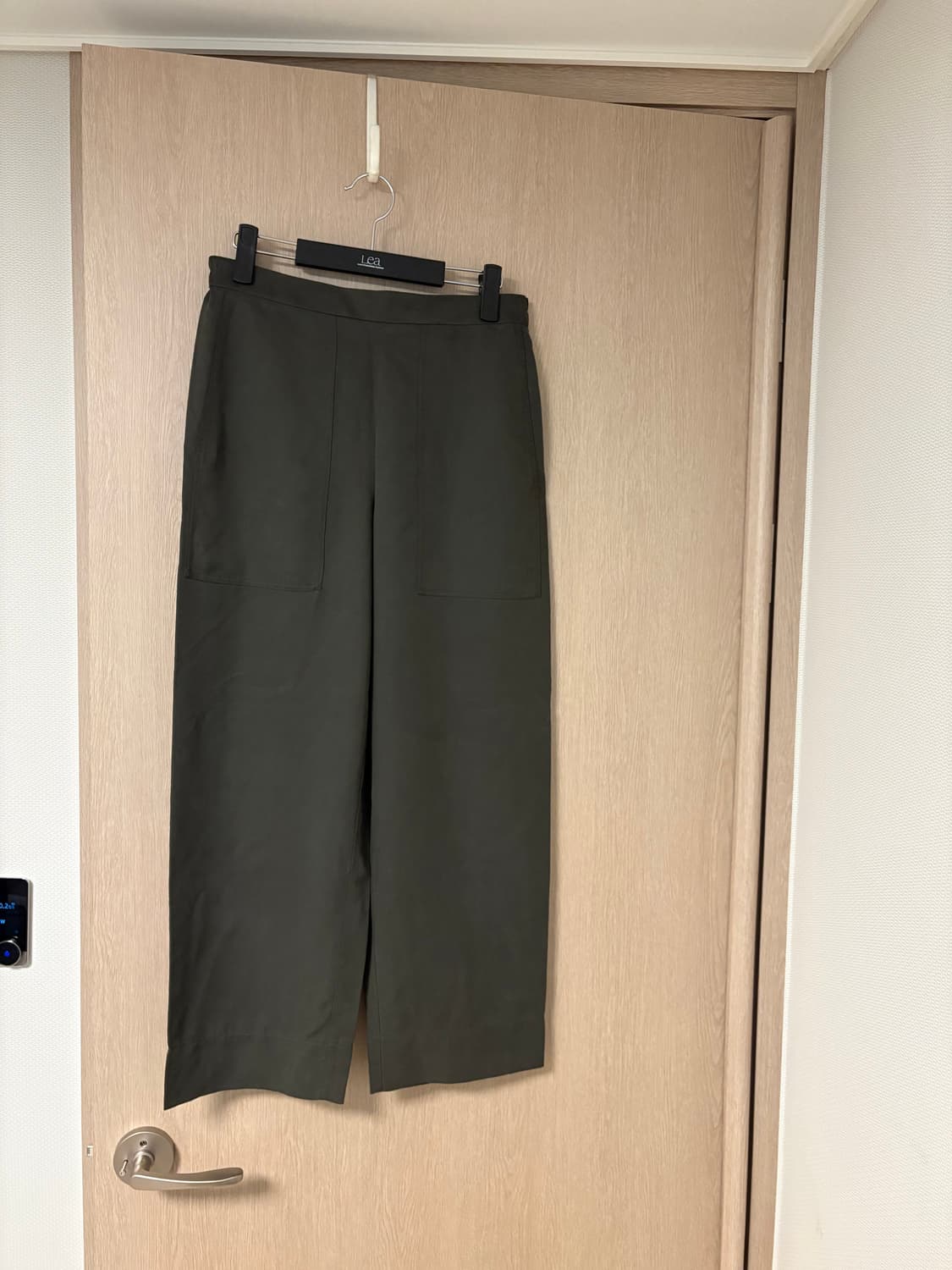 르메르 실크팬츠 상품이미지1