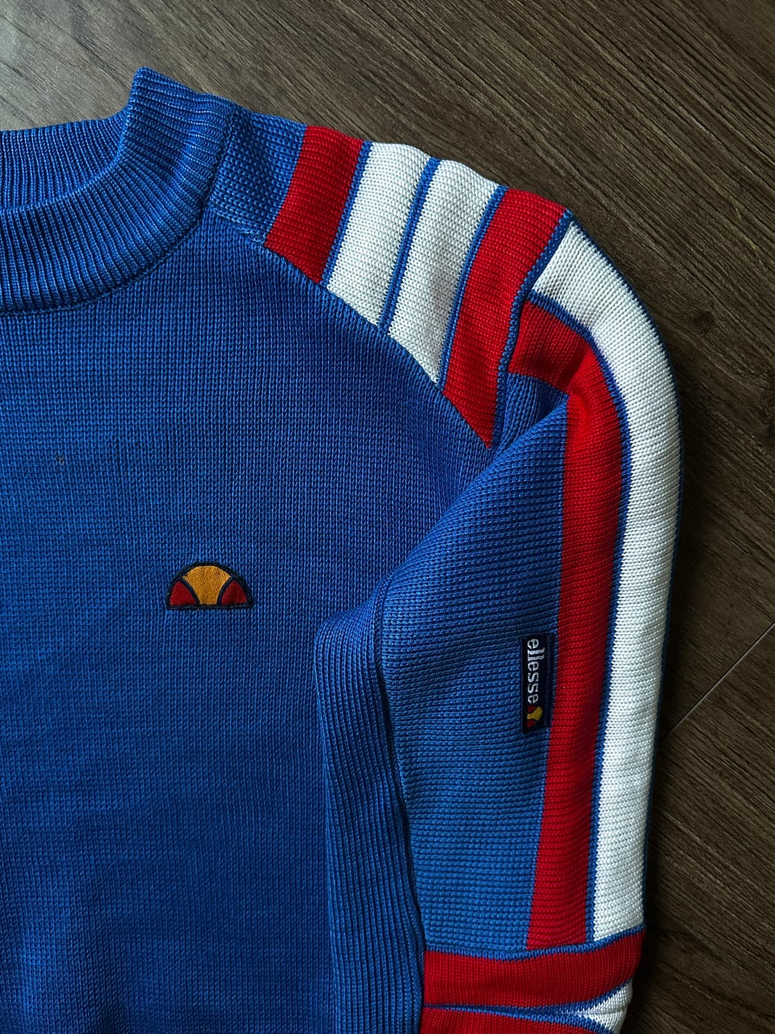 Ellesse 파워 숄더 본 니트 상품이미지10