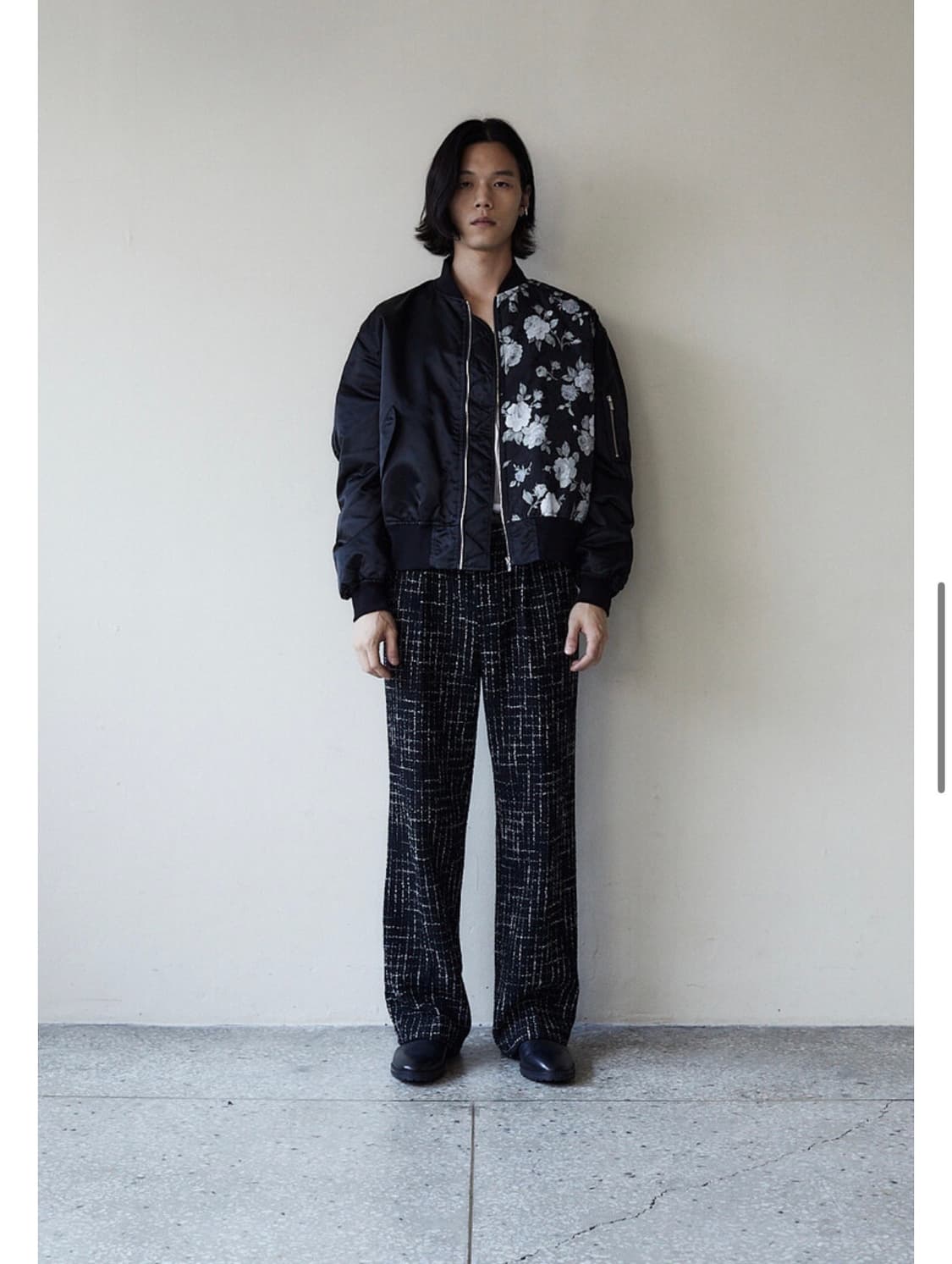 크러쉬어게인 블랙 로즈 봄버 상품이미지2