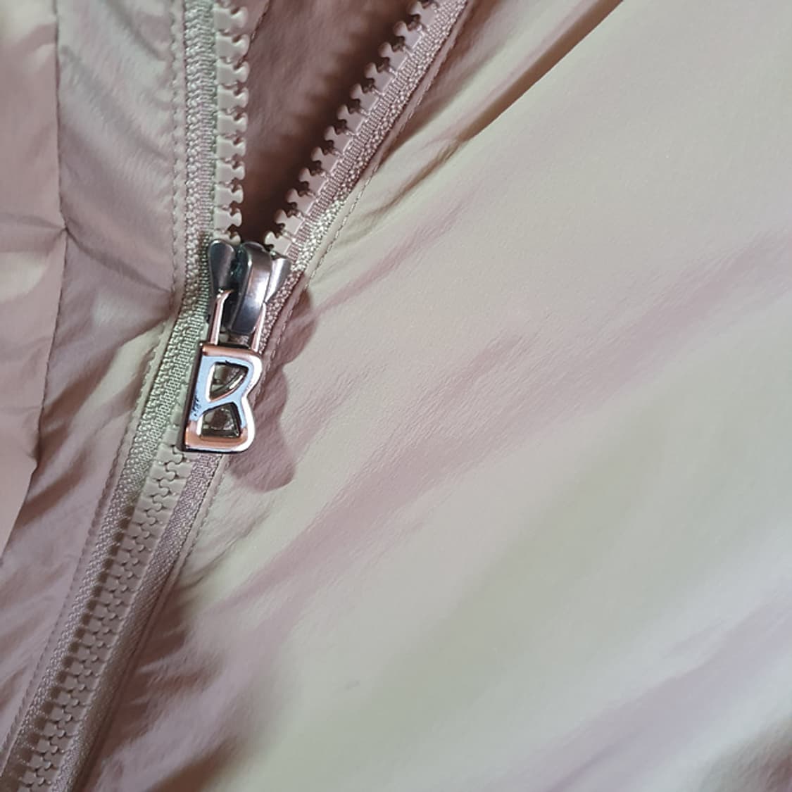 보그너 골프 2023년 여성 중힙기장 사파리점퍼90 상품이미지3