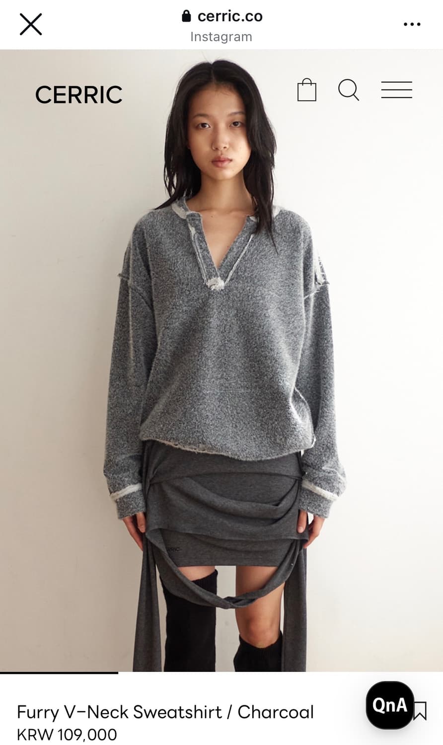 CERRIC 세릭 Furry V-Neck Sweatshirt 상품이미지3