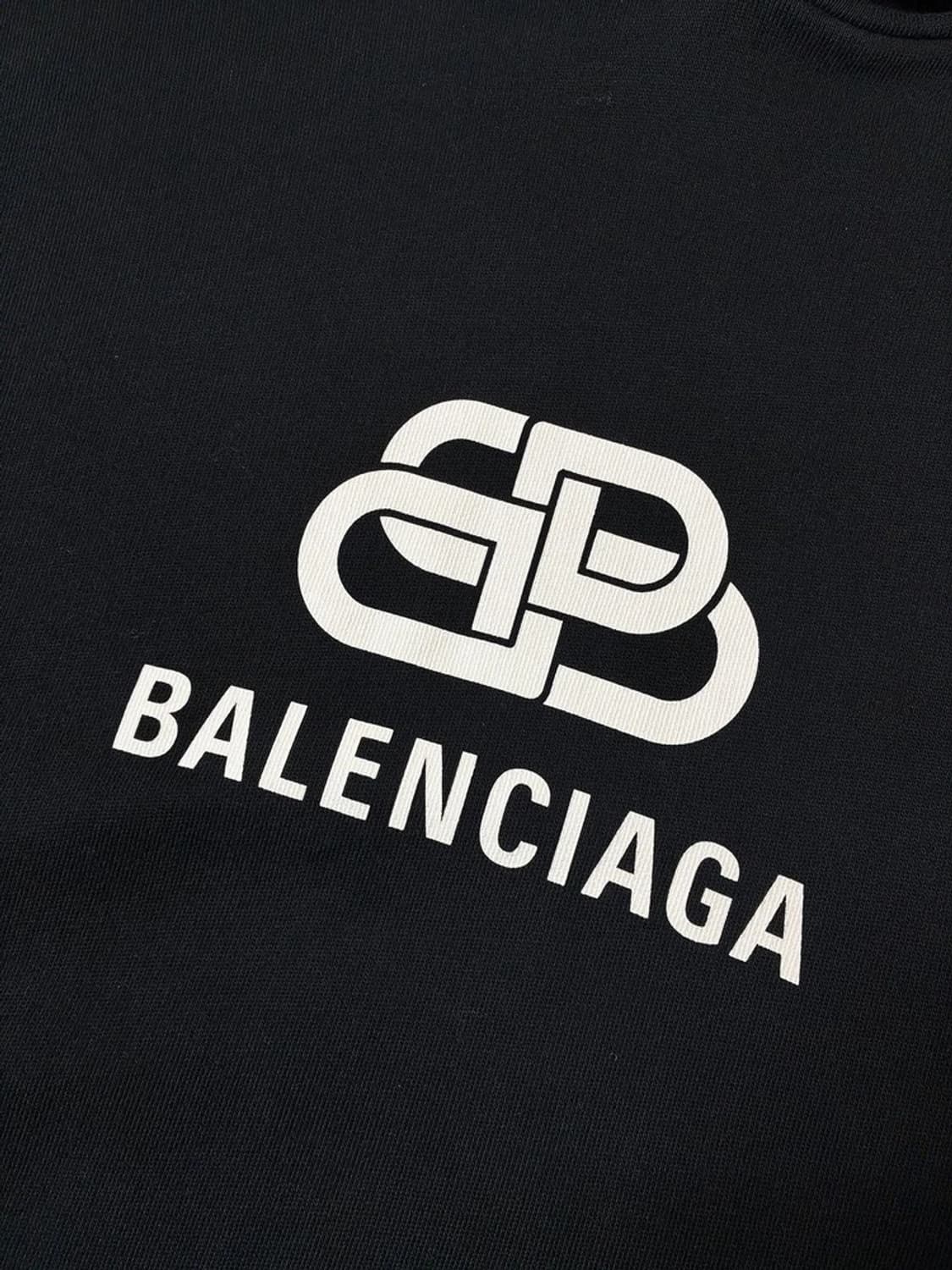 발렌시아가 블랙 BB 로고 오버핏 후드 티셔츠 PN6660    상품이미지4