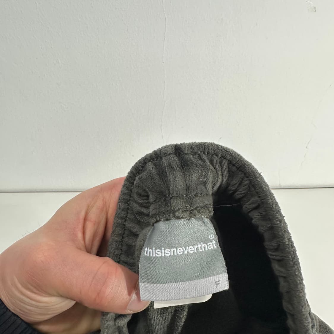 FREE 디스이즈네버댓 차콜 레귤러핏 트랙팬츠 상품이미지4