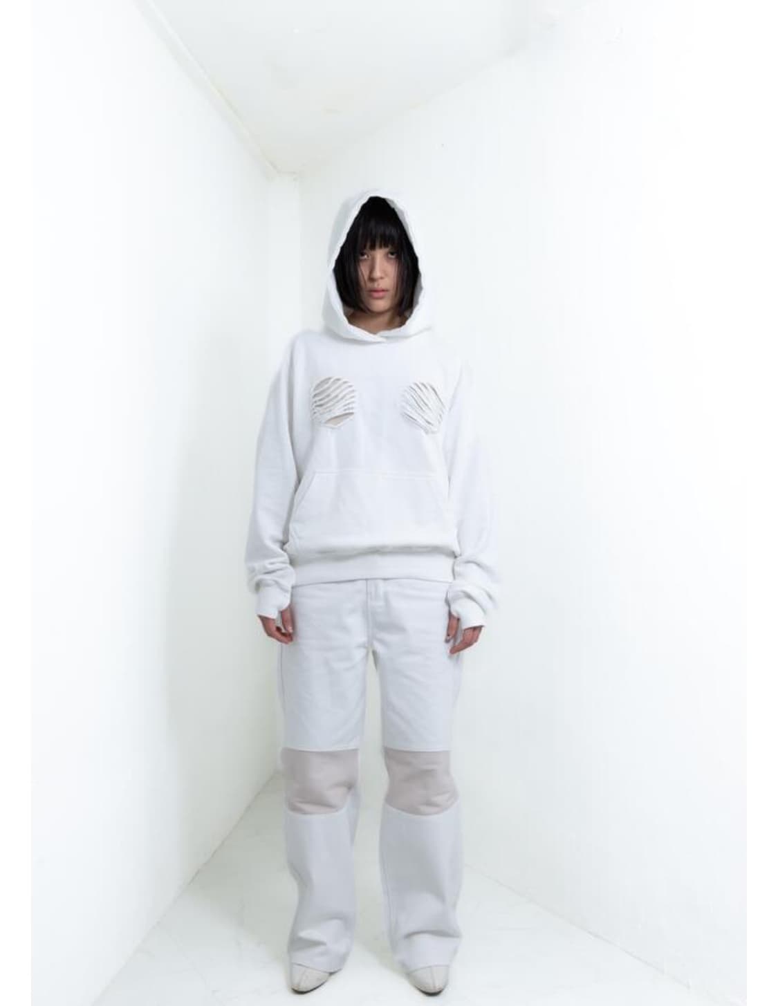 에투믹 EMEW 에투믹 특이한 후드티 새상품 상품이미지3