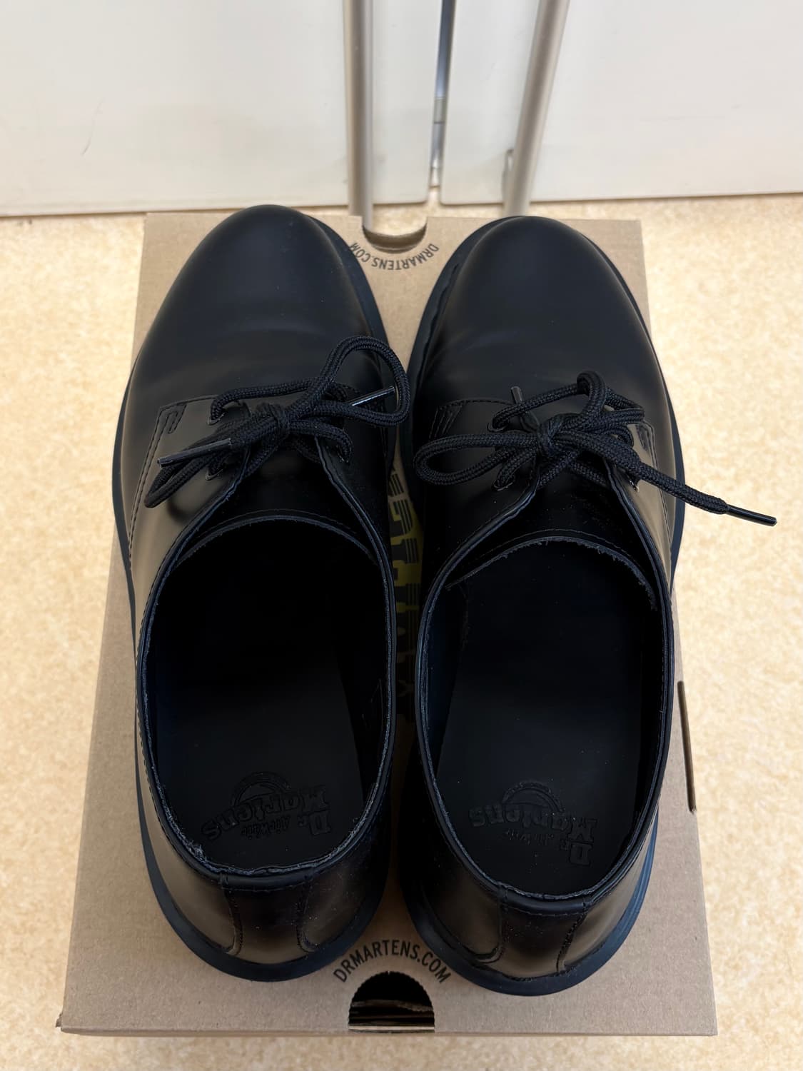 [택배비 포함] 280 닥터마틴 모노 스무스 블랙 상품이미지2
