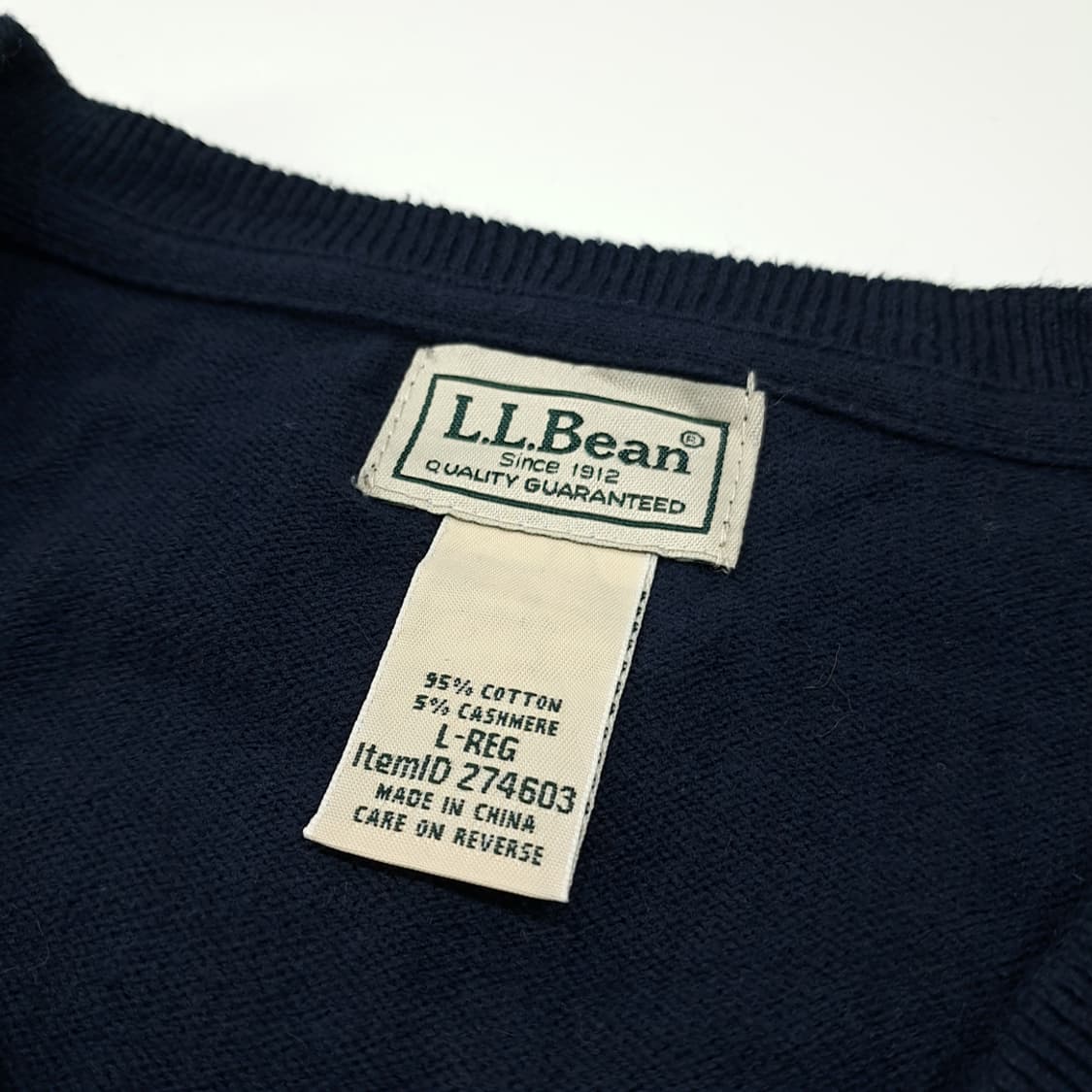 CL033 L 엘엘빈 캐시미어 블렌드 코튼 브이넥 니트 상품이미지3