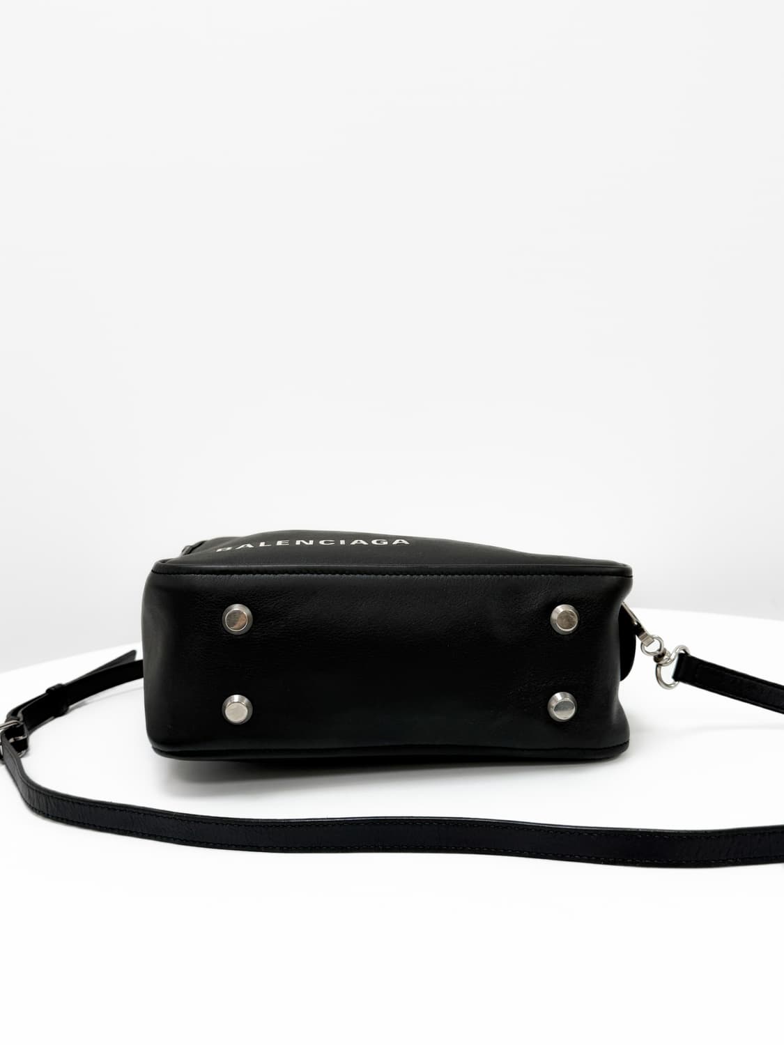 발렌시아가 트라이앵글 더플백 상품이미지6