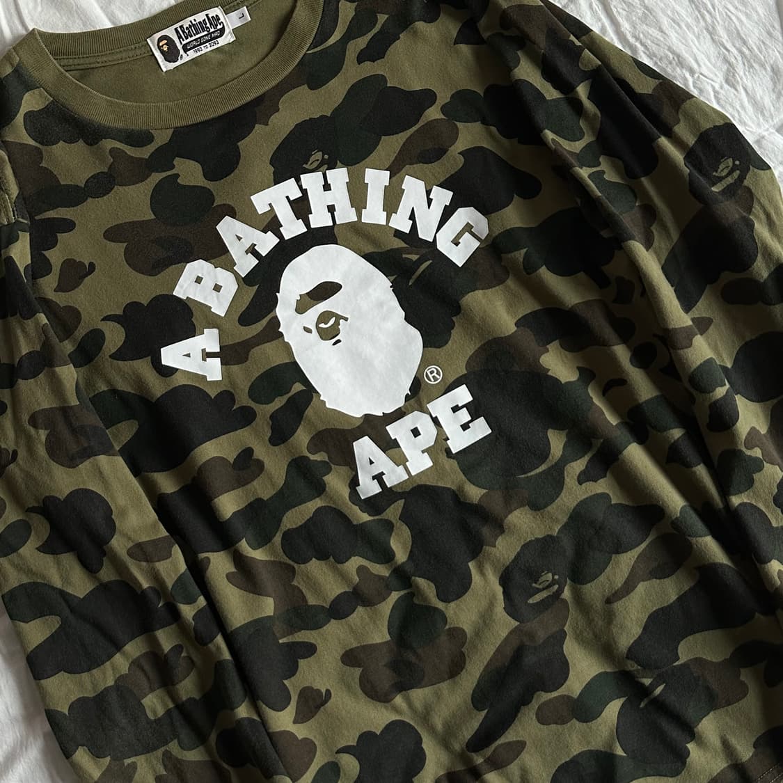 베이프 퍼스트 카모 컬리지 롱슬리브 티셔츠 상품이미지2