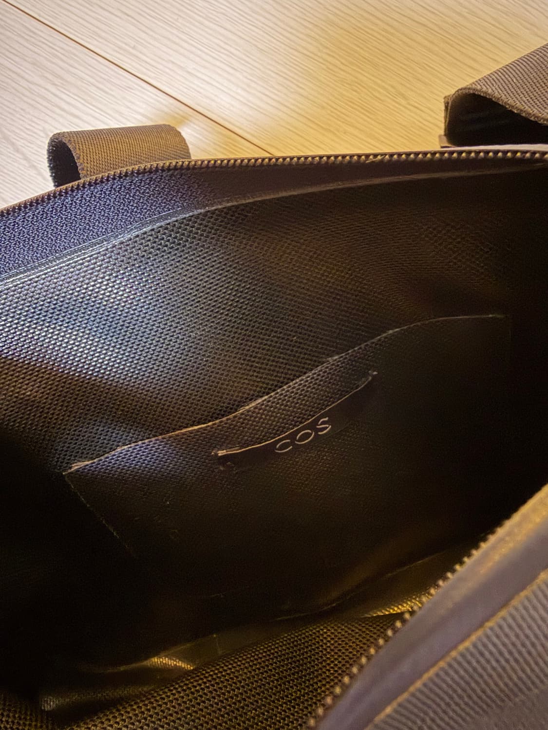 코스 COS 미니 크로스바디백 상품이미지6