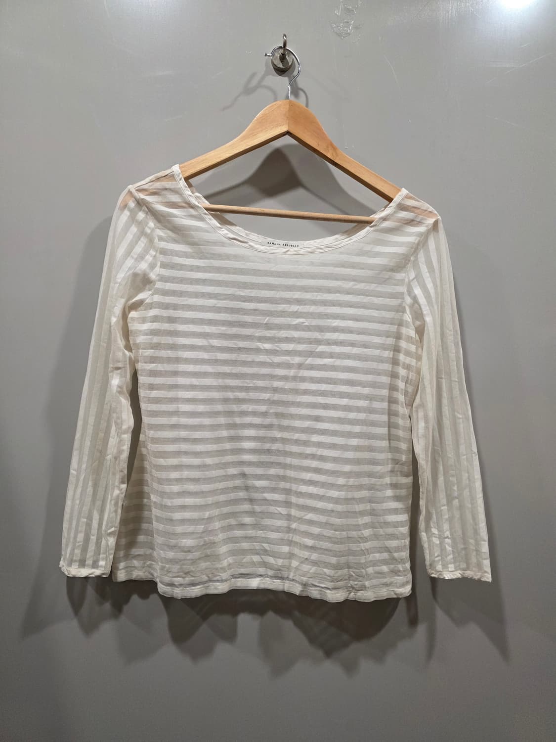 바나나리퍼블릭 스트라이프 시스루 브라우스 상품이미지1