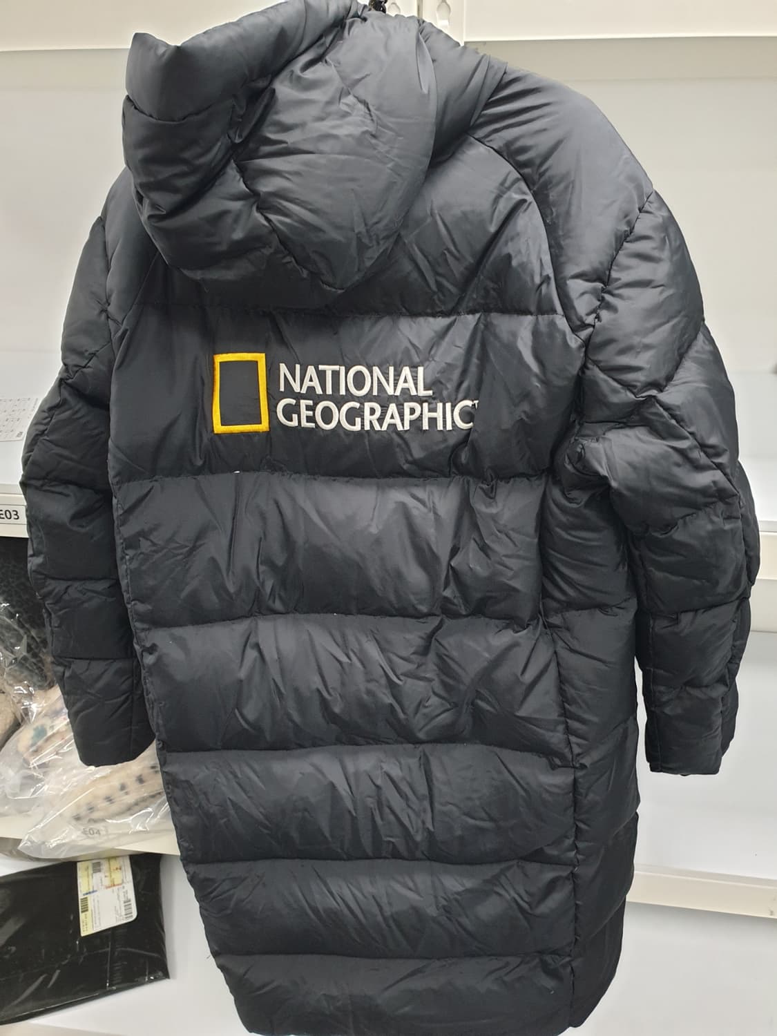 내셔널지오그래픽 정품 오리털롱패딩 105사이즈 팝니다 상품이미지2