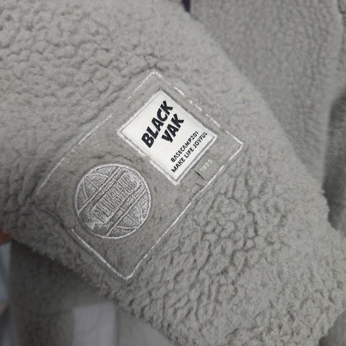 90 ) 블랙야크 남녀공용 리버시블 양면 후리스 오리털 패딩 상품이미지5