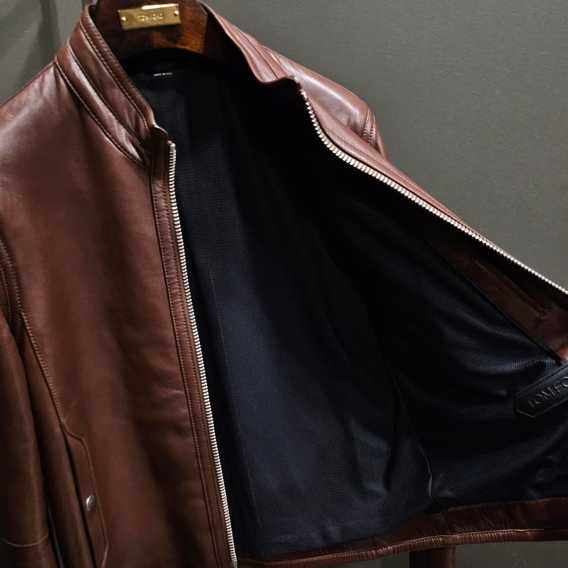 톰포드 스무스램레더 신상 바이커 가죽자켓 상품이미지7