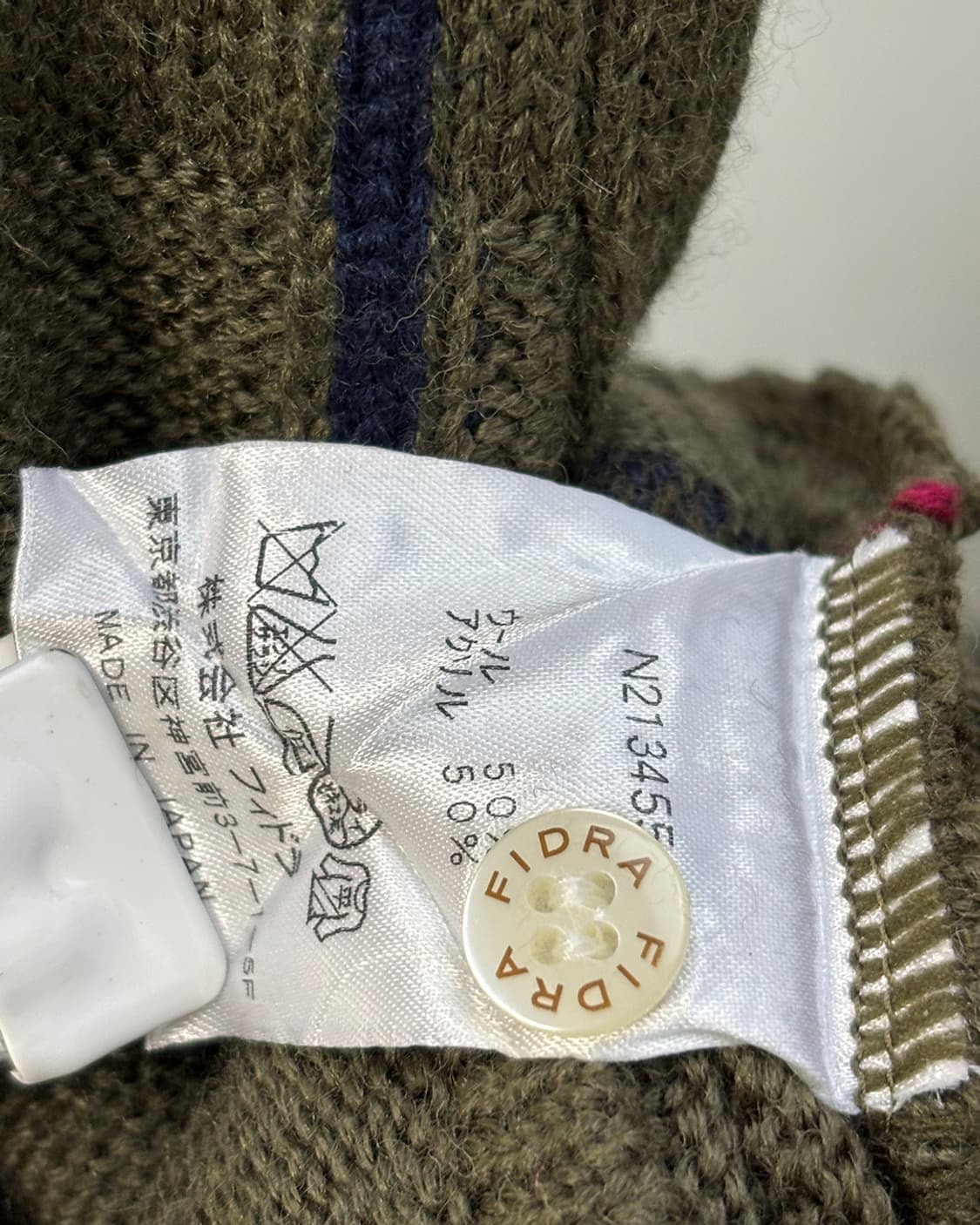 FIDRA 카키 브이넥 버튼업 롱 풀오버 상품이미지7