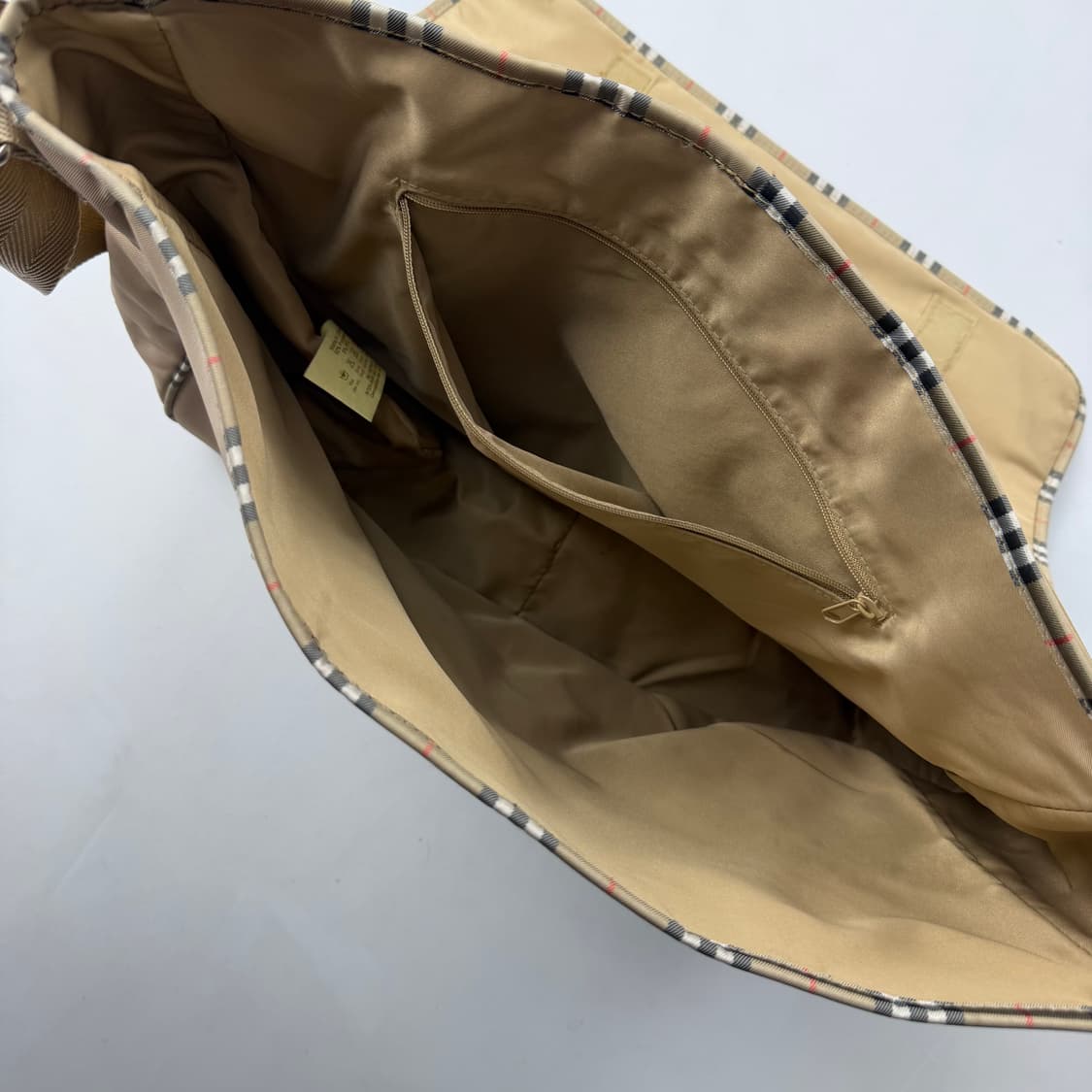 버버리 메신져백 상품이미지3