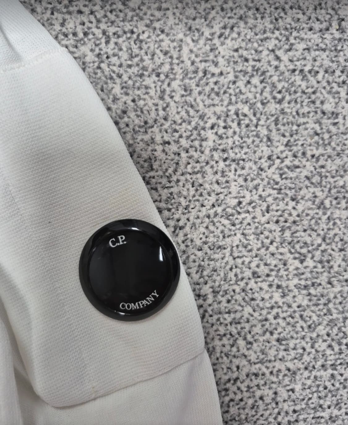 C.P. 컴퍼니 라이트 플리스 스웨트셔츠 화이트 (상태최상) 상품이미지3