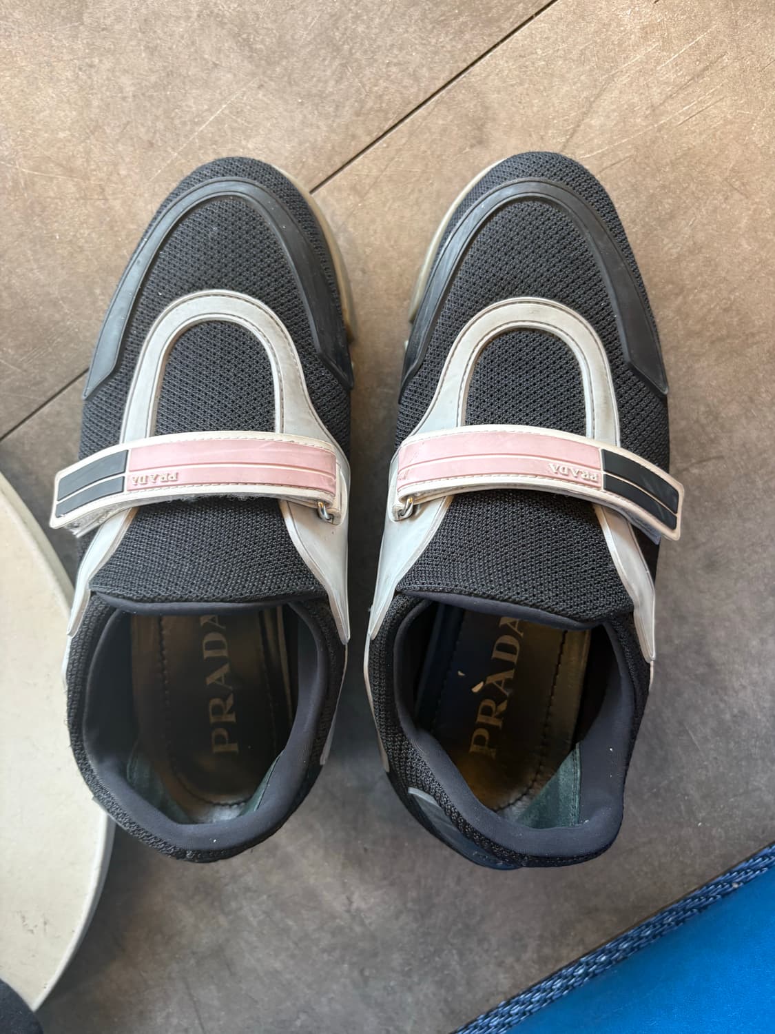 프라다 벨크로 슈즈 230 상품이미지1