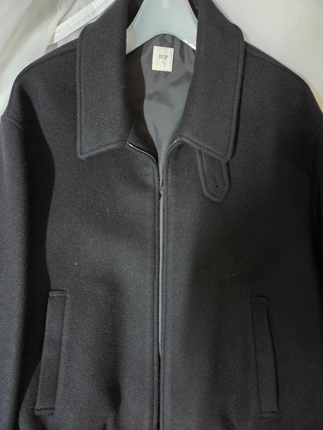 [어나더오피스] 25AW Volume Blouson (Black,S급) 상품이미지2