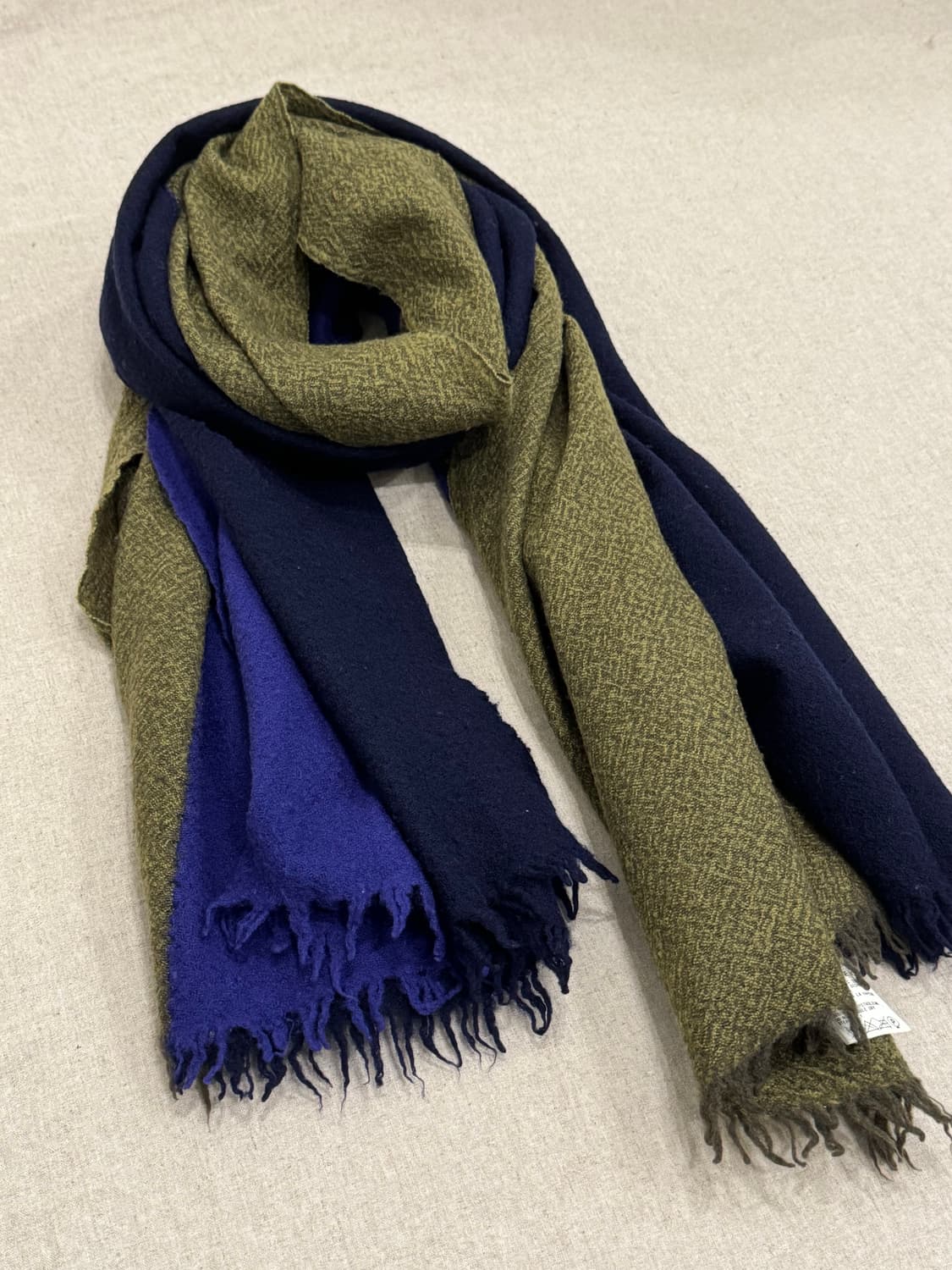 요지야마모토 트리플 레이어드 울 머플러 상품이미지2