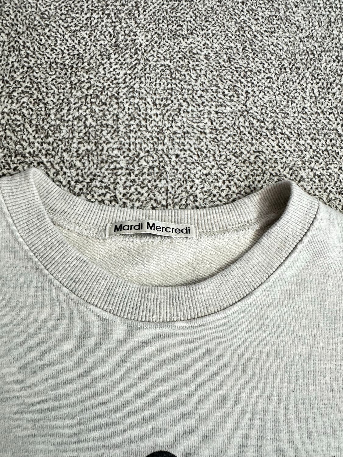 마르디 메크르디 플라워 맨투맨 티셔츠 상품이미지2