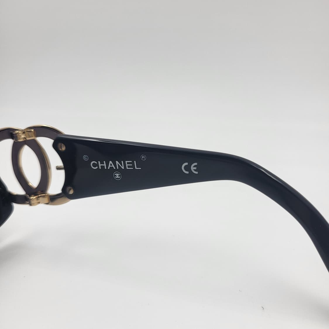 CHANEL 샤넬 금장CC 블랙 스퀘어 빈티지 명품 선글라스 상품이미지5