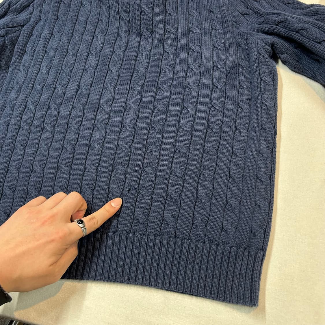 XL) 폴로 랄프로렌 케이블 꽈배기 니트 신형 큐알탭 네이비 상품이미지9