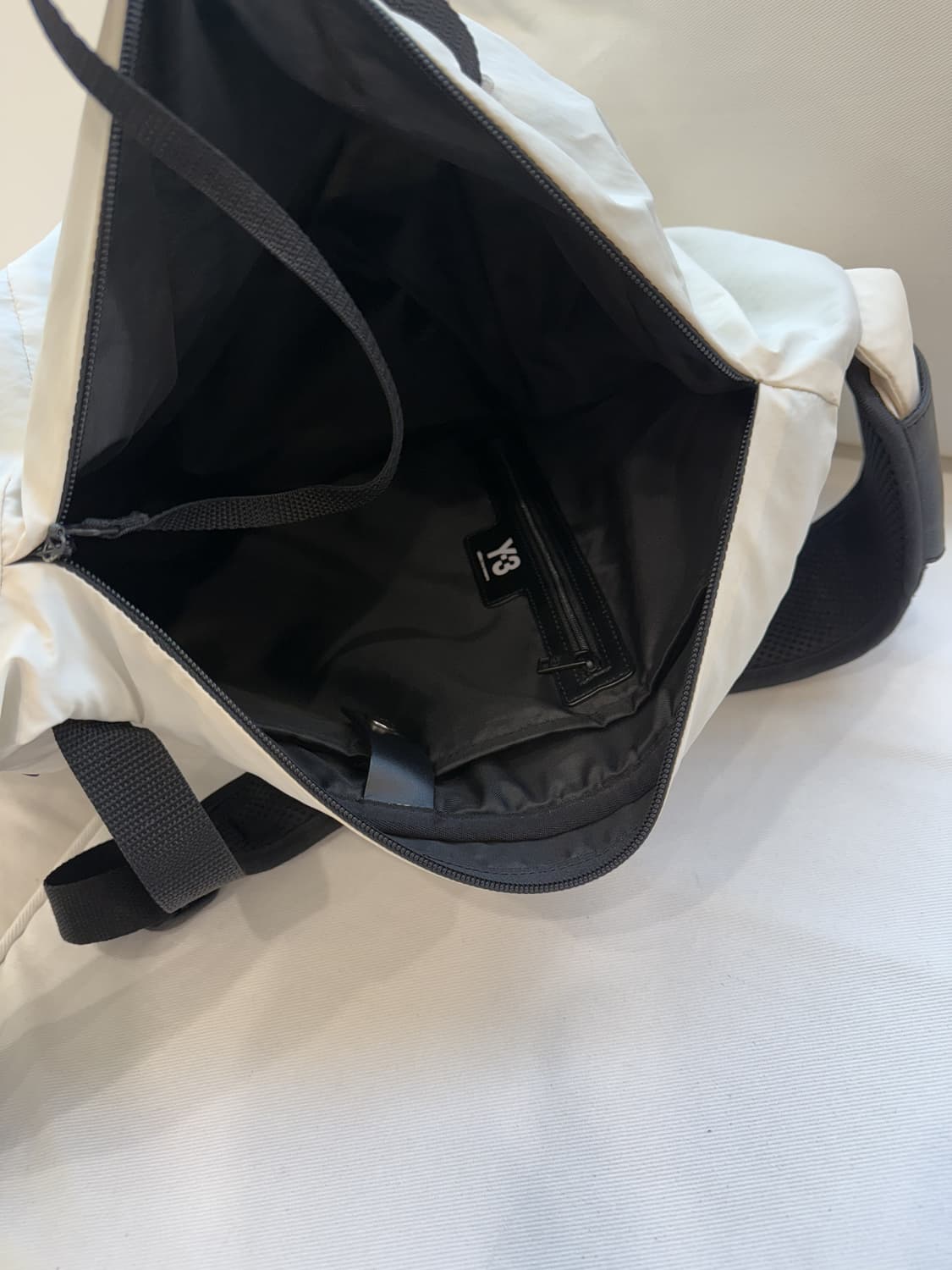 Y-3 번지 백팩 상품이미지6