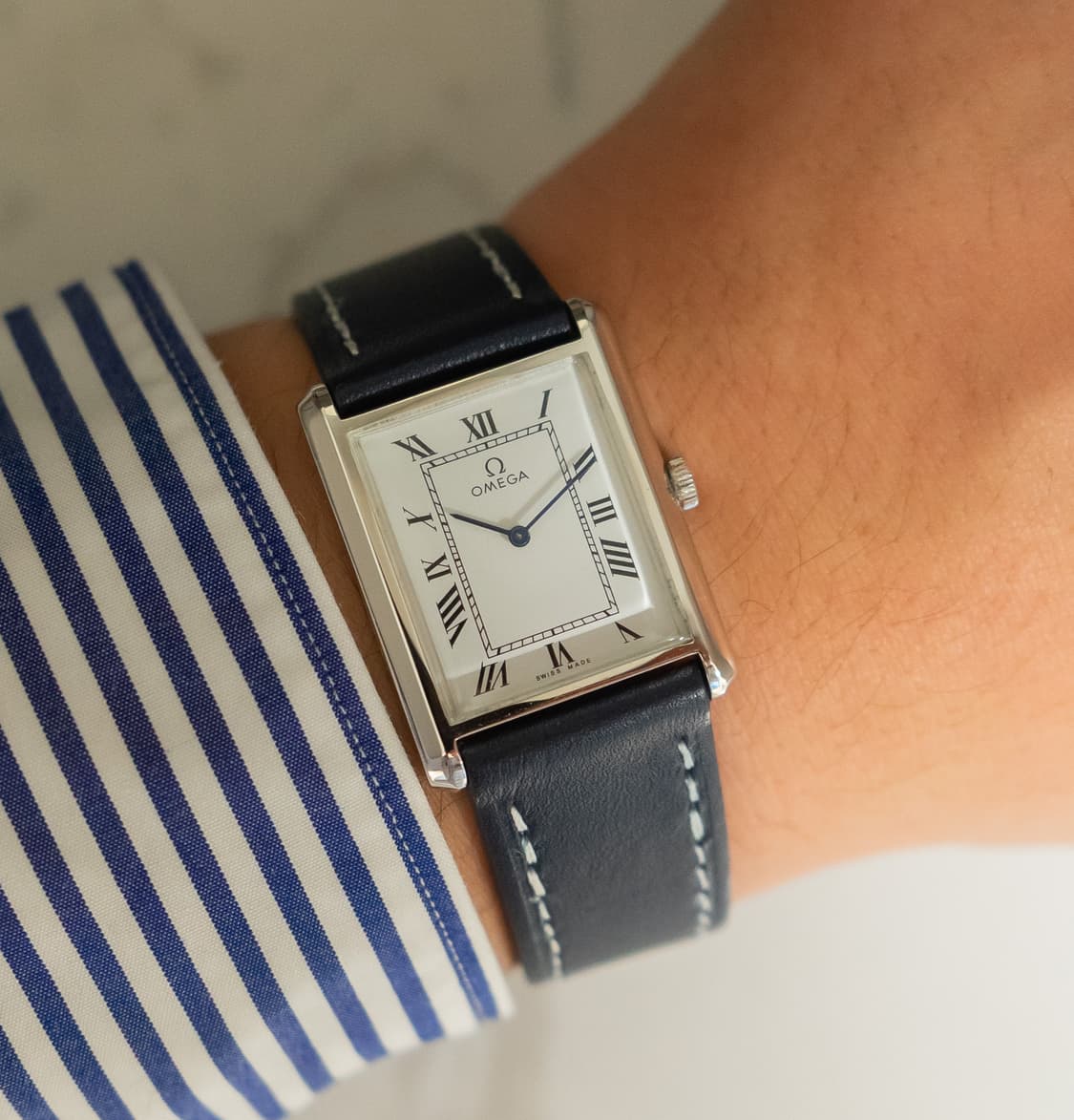 오메가 탱크 라지 빈티지 수동 시계 상품이미지1