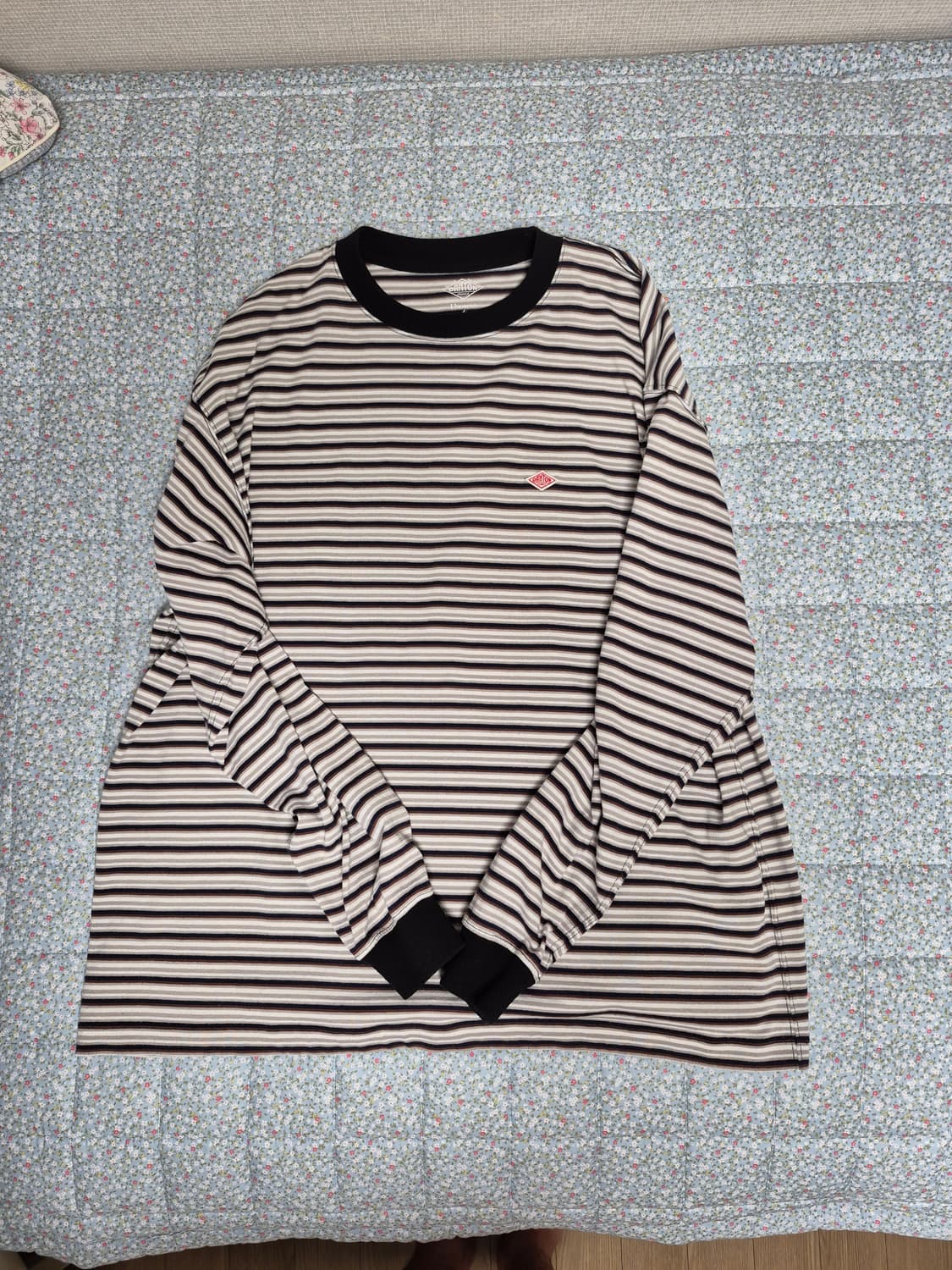 단톤 롱슬리브 XL 상품이미지1