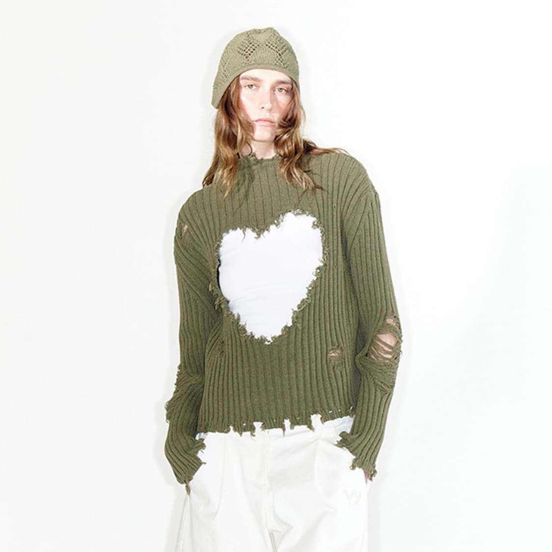 OPEN YY DAMAGED HEART PULLOVER KHAKI 상품이미지1