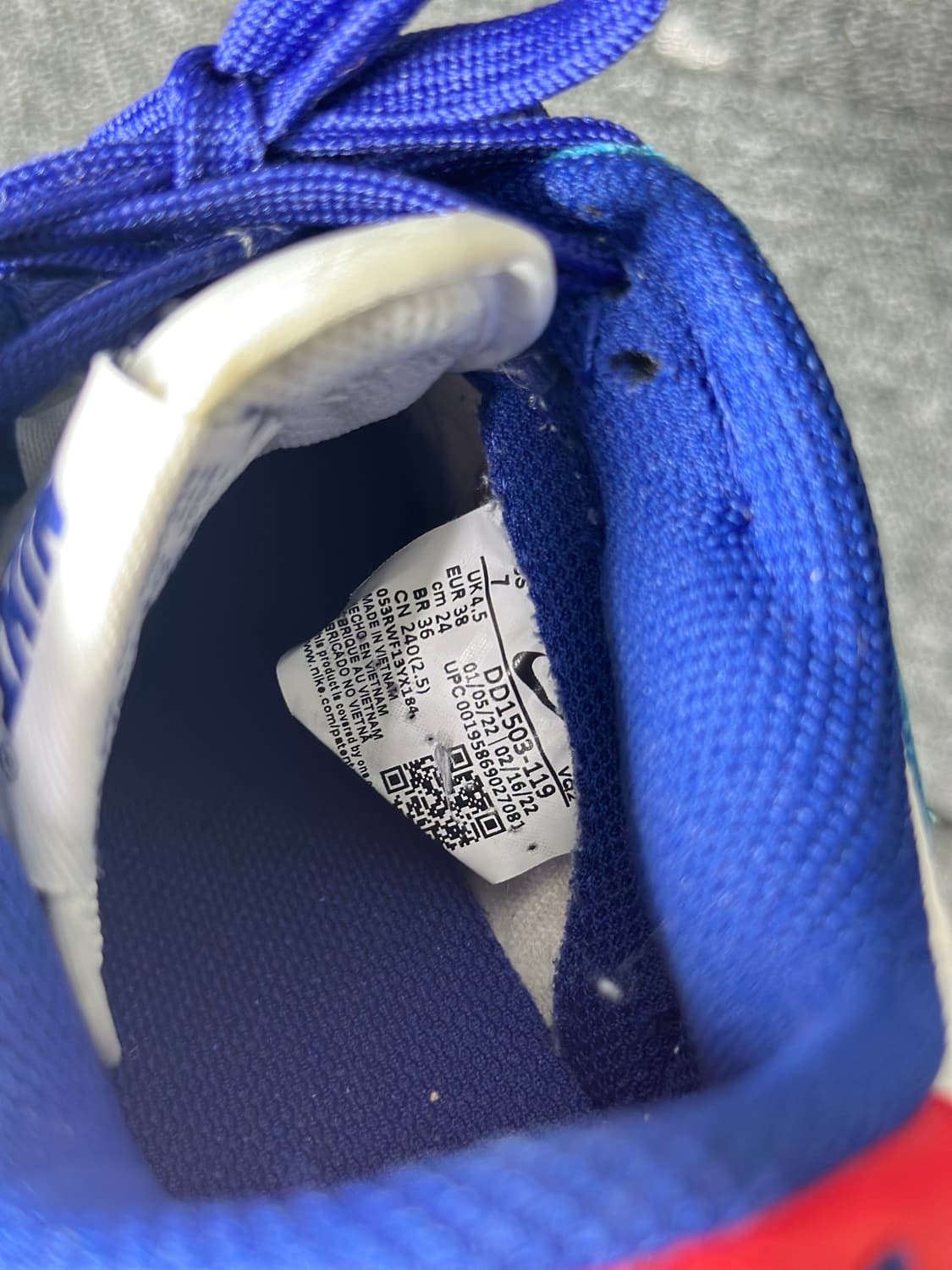 나이키 덩크 로우 흰파빨 240 상품이미지6