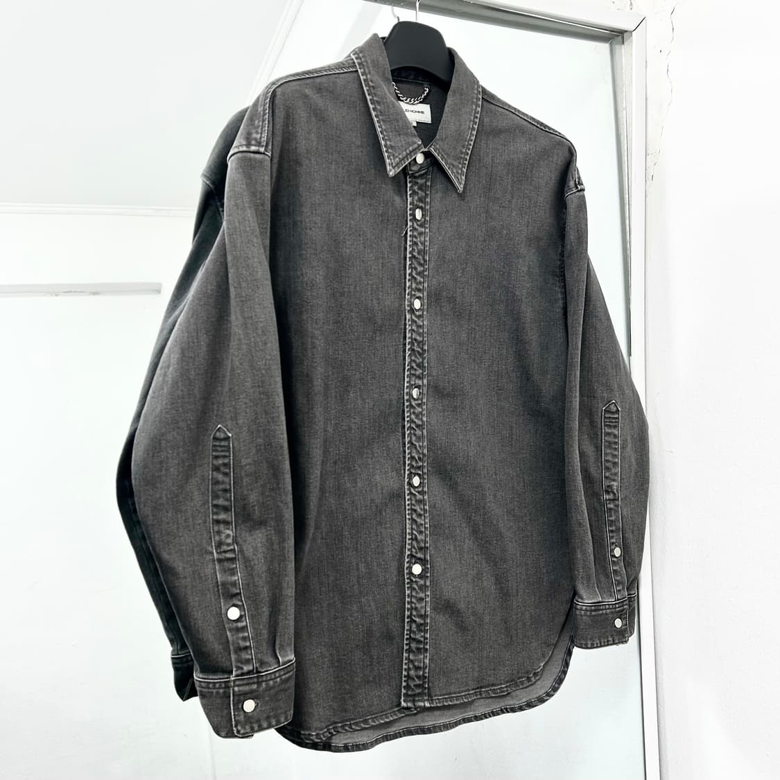 솔리드옴므 흑청 오버 셔츠 자켓 상품이미지1