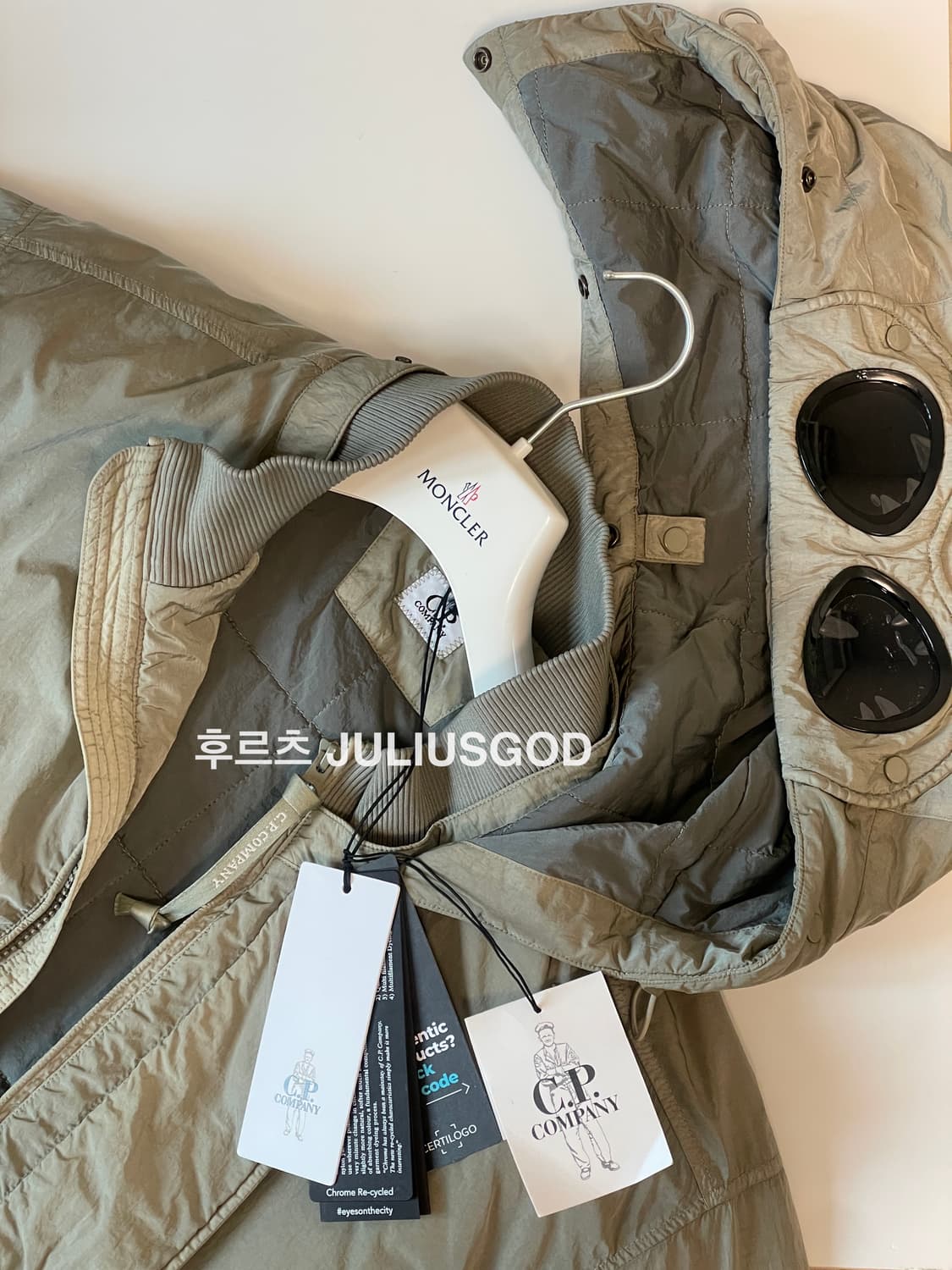 [110 / 새제품] CP COMPANY 씨피컴퍼니 고글 바람막이 상품이미지8