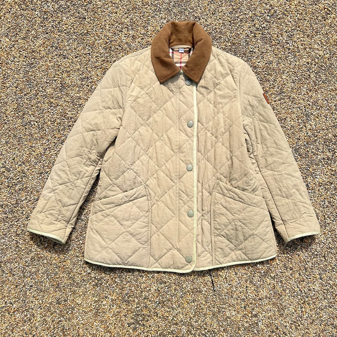 버버리(Burberry) 다이아몬드 퀄팅 베이직 자켓 상품이미지1