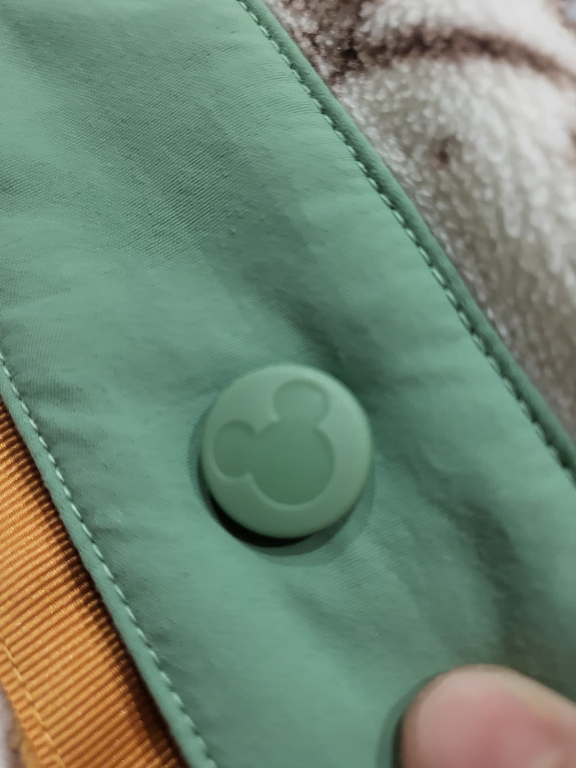 콜롬비아 디즈니 미키 후리스 L 사이즈 판매해요 상품이미지6