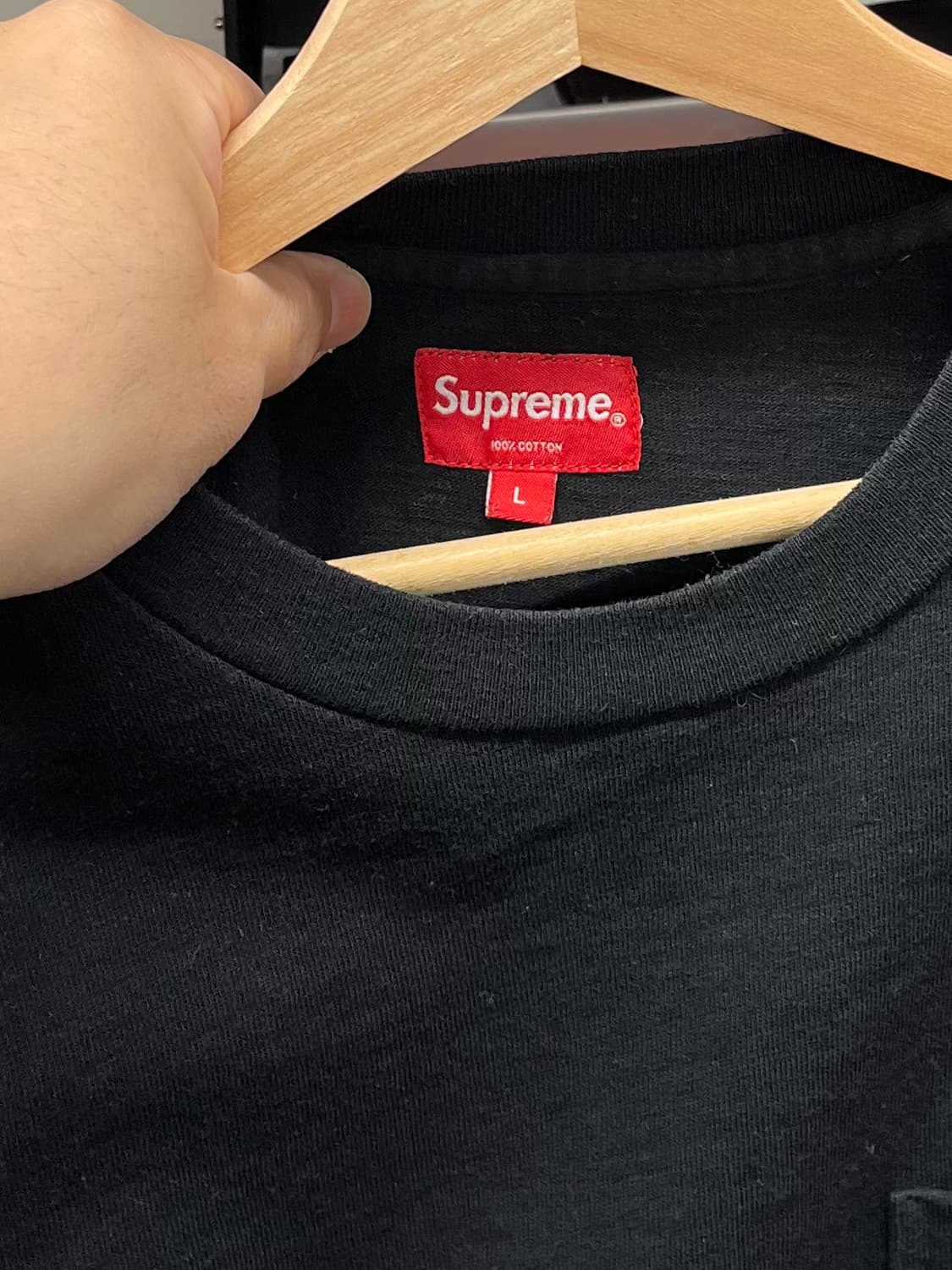 [100~105] 슈프림 포켓 반팔티 블랙 상품이미지3