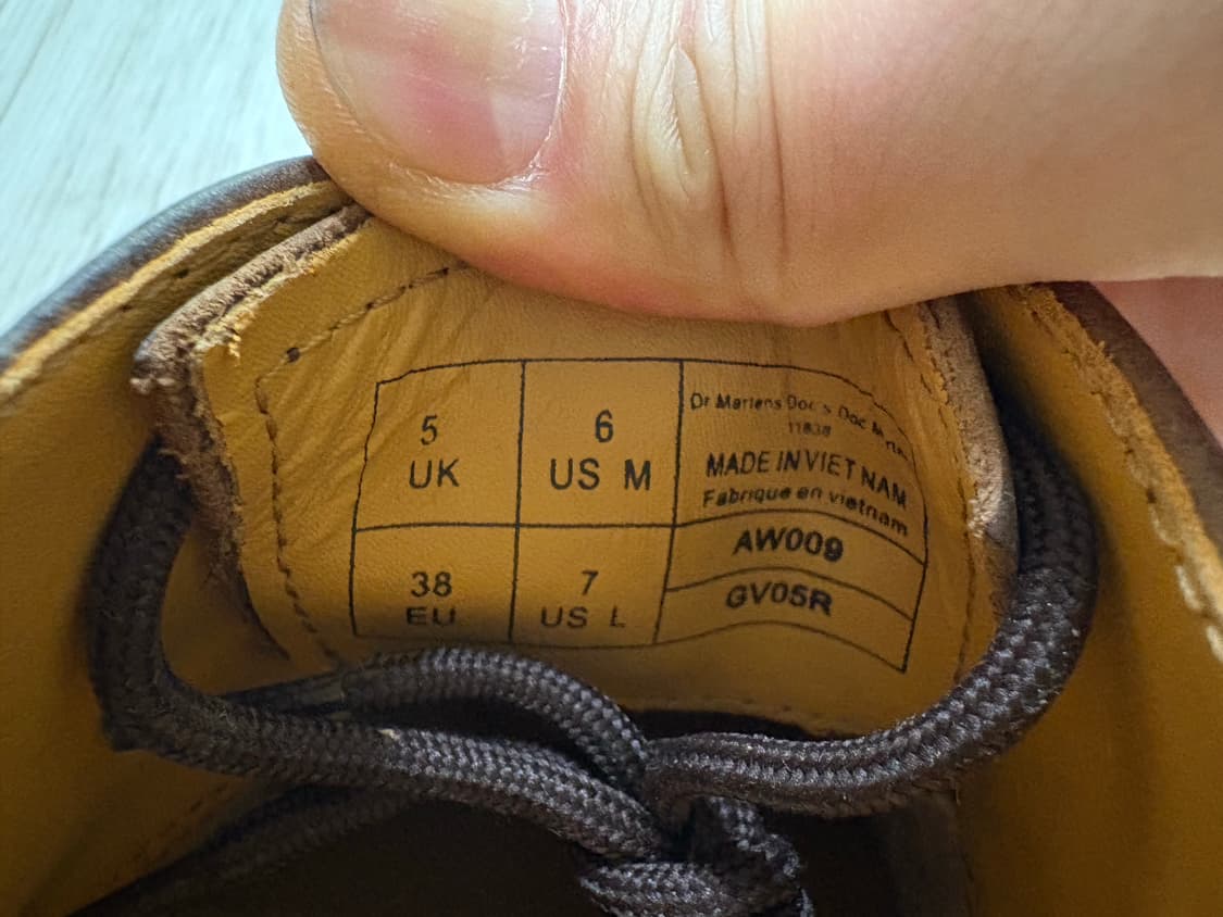 닥터마틴 1461 3홀 크레이지홀스 240 상품이미지7