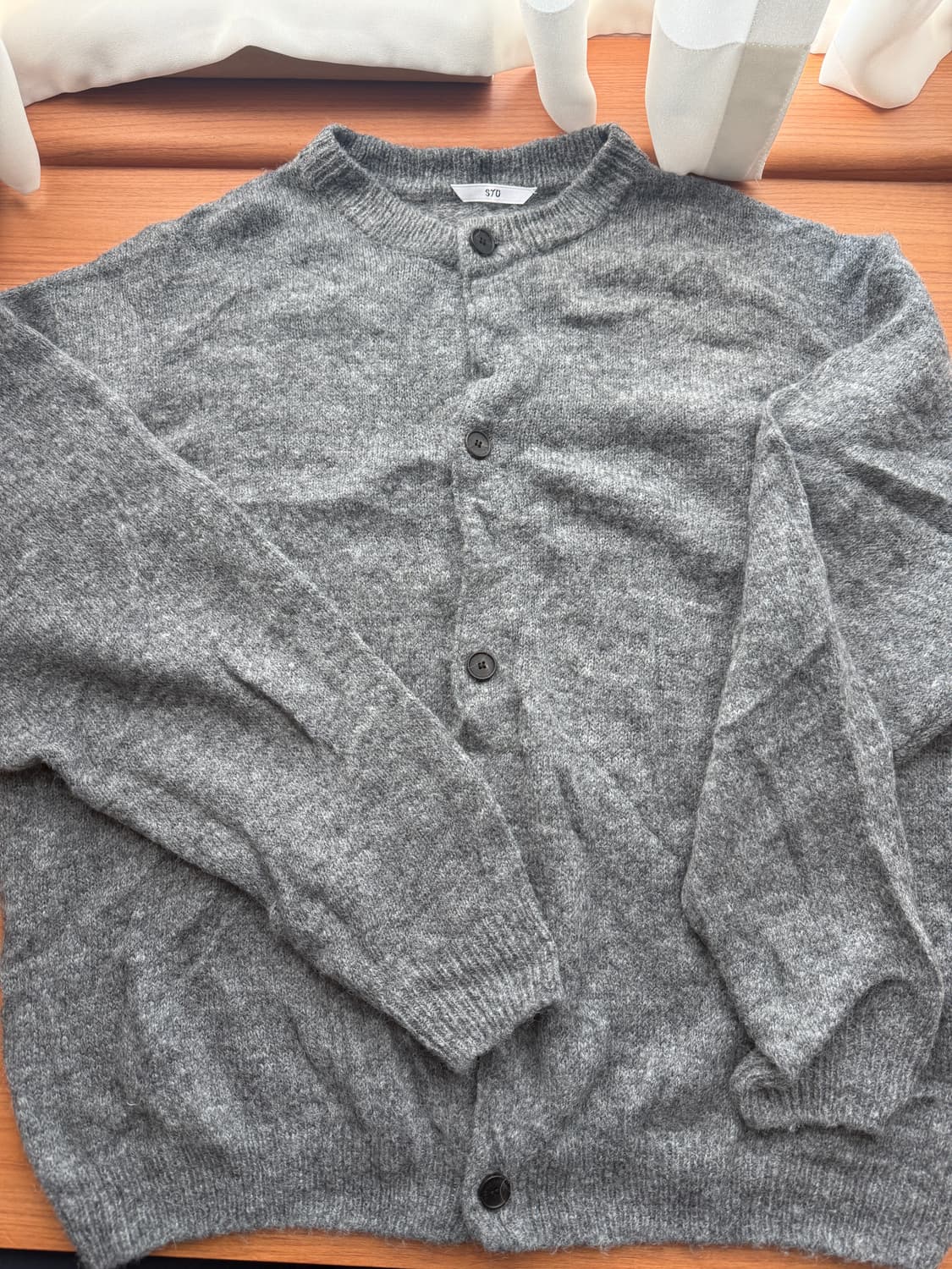 STU 라운드넥 가디건 그레이 상품이미지3