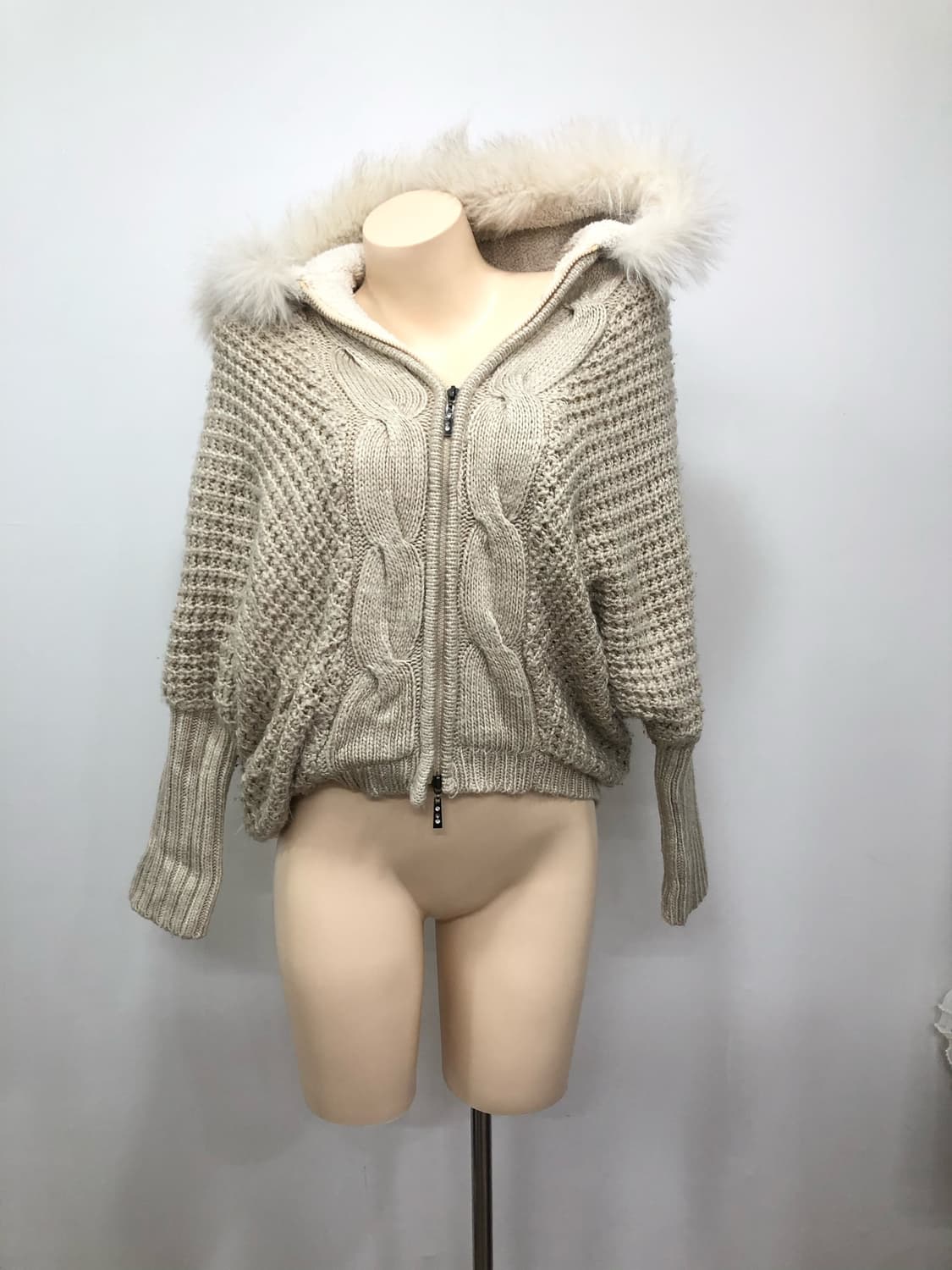  two-way fur hooded knit  상품이미지2