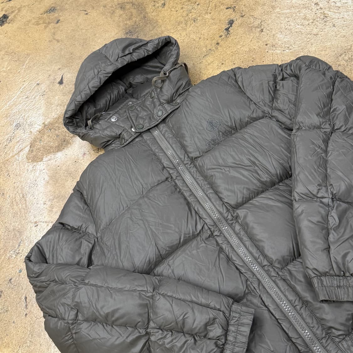 디젤 카키 숏패딩  상품이미지1