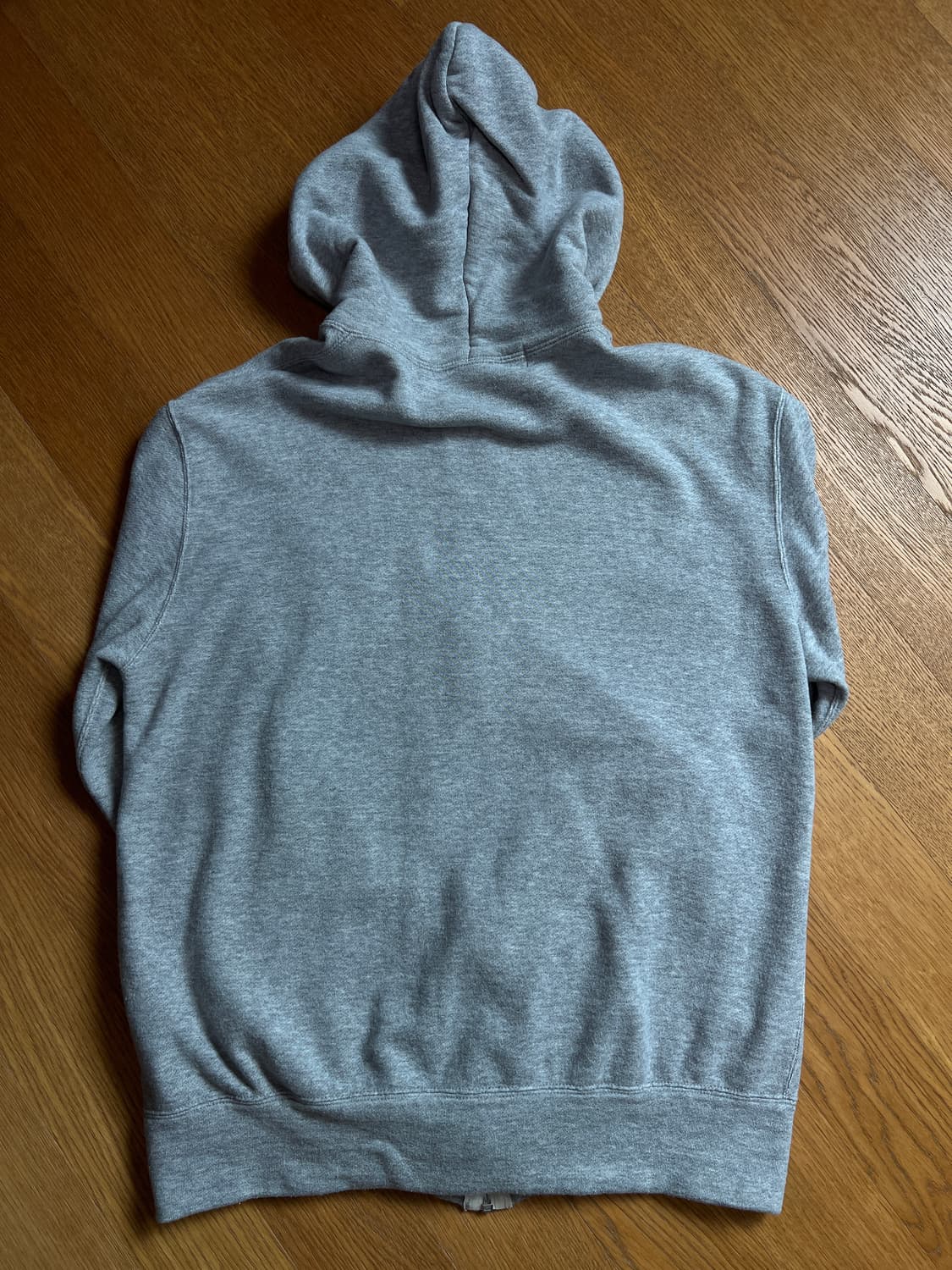 플레이 꼼데가르송 레드 하트 후드 집업 그레이 상품이미지3