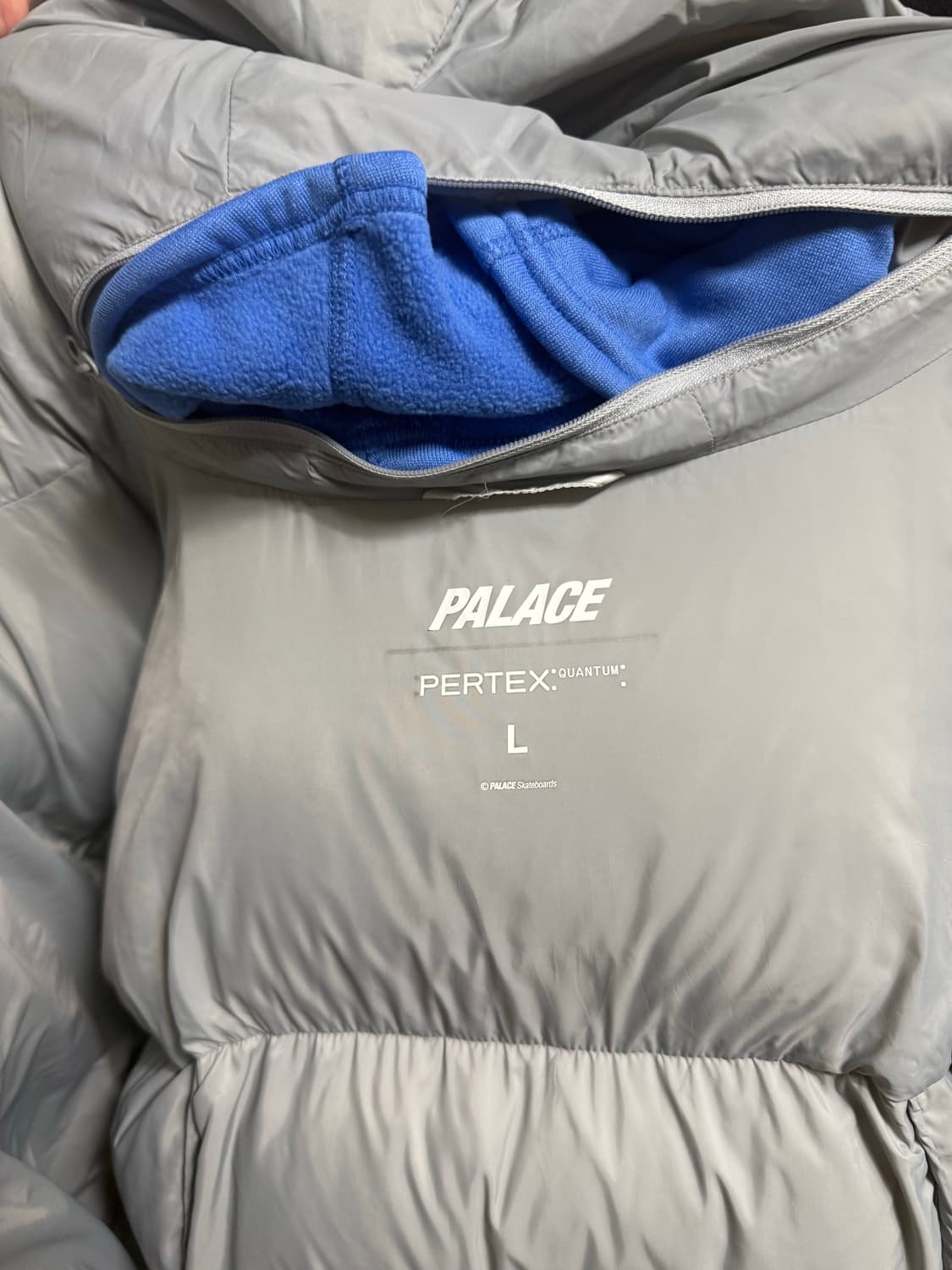 palace 푸퍼 패딩 L 상품이미지4