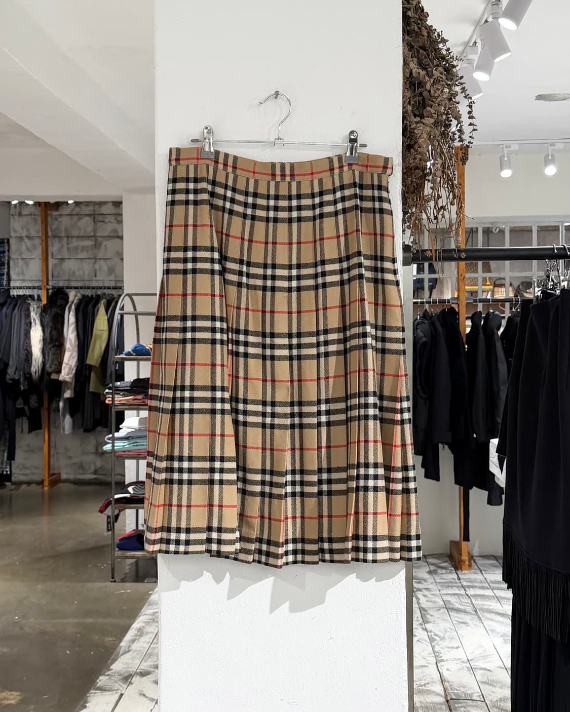 버버리 베이지 노바체크 플리츠 울 스커트 상품이미지1