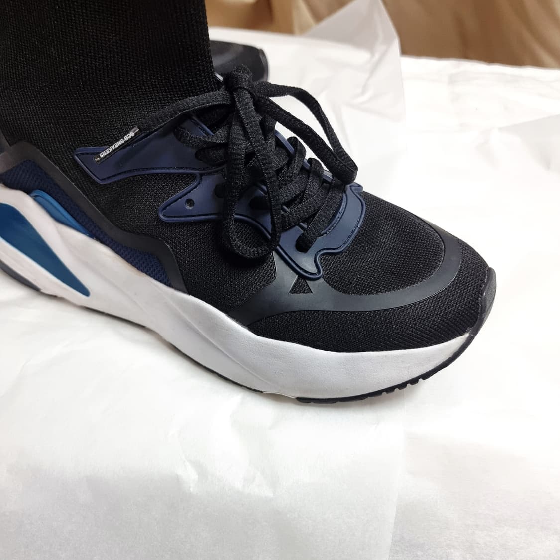 슈콤마보니 삭스 스니커즈 하이탑 운동화 (230mm) 미드솔 외 상태최상 상품이미지6